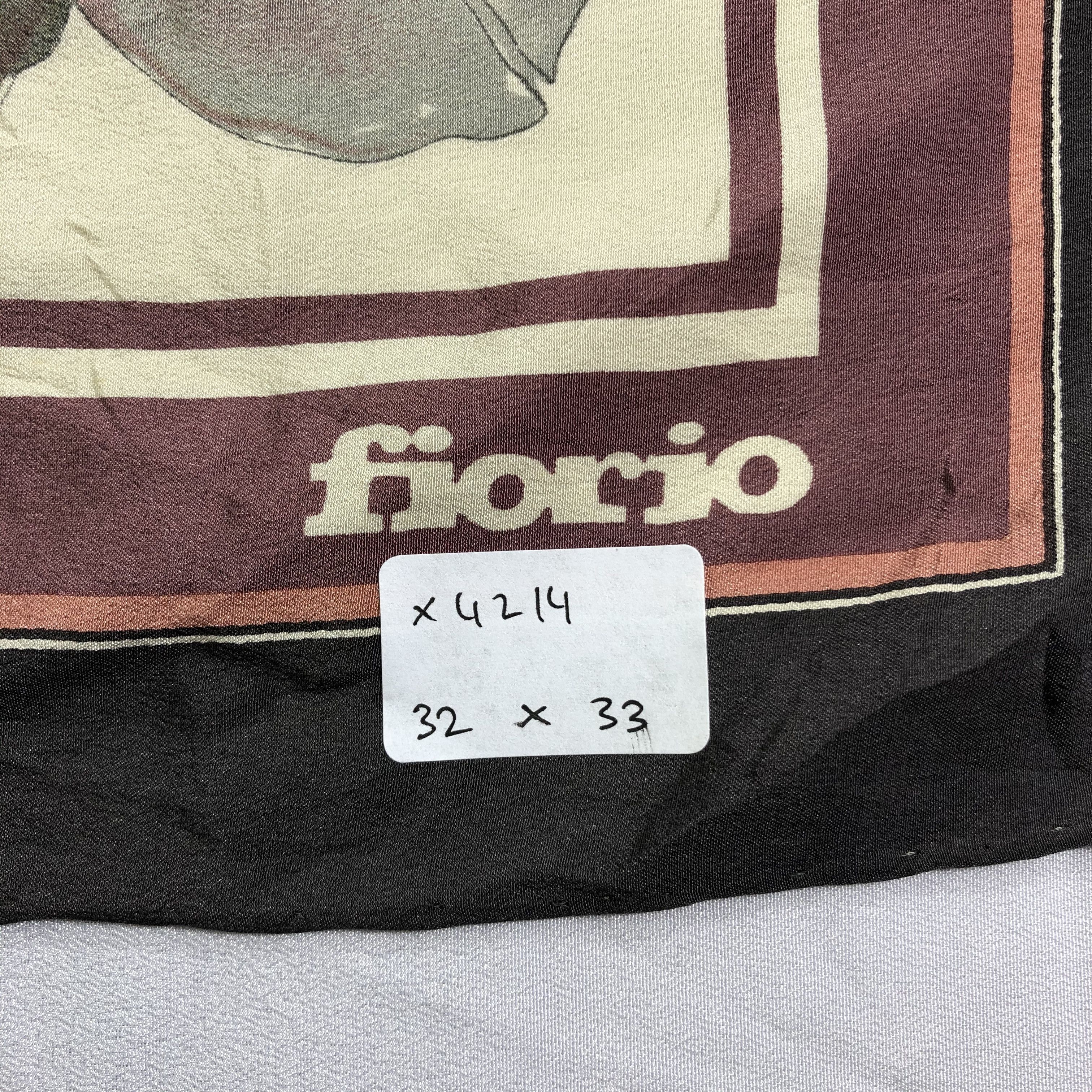 Vintage Vintage Fiorio Silk Scarf Size ONE SIZE - 7 Thumbnail