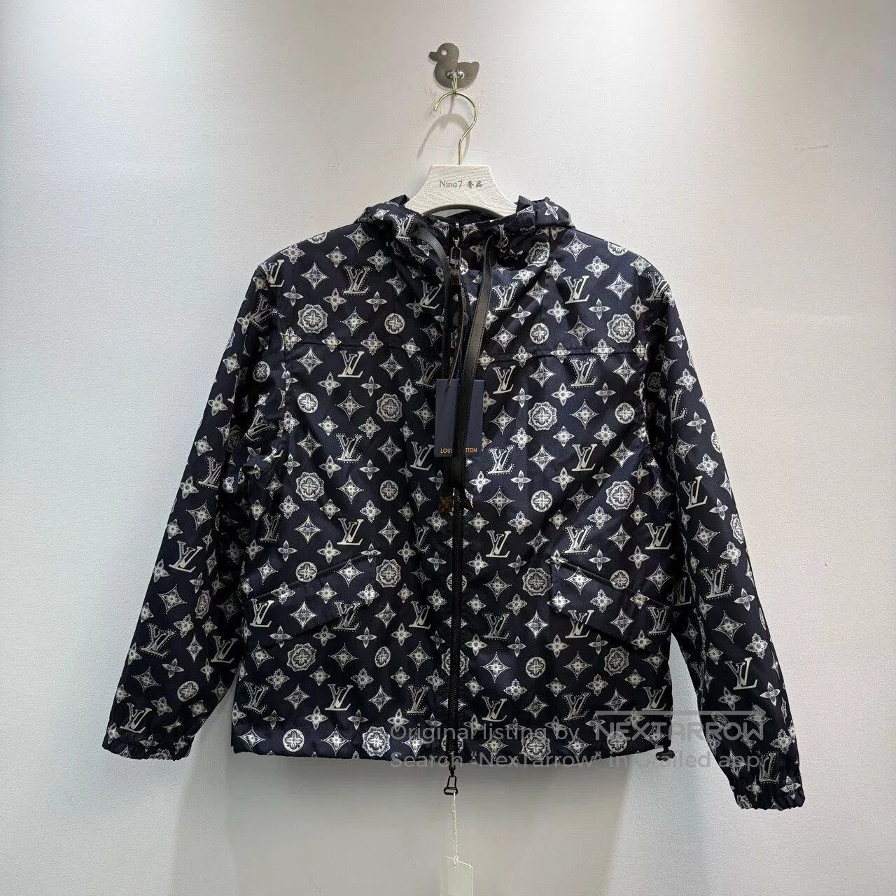 Louis Vuitton louis vuitton reversible logo print jacket. Size S / US 4 / IT 40 - 1 Thumbnail