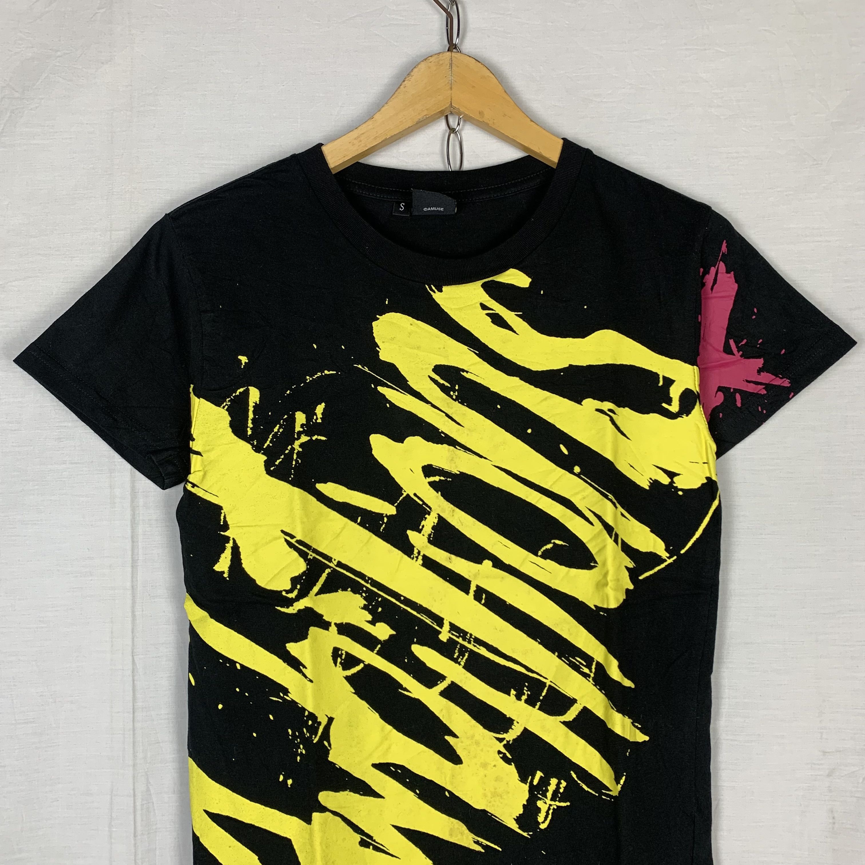 Band Tees ONE OK ROCK Ambitions Tour 2018 Tshirt Size US S / EU 44-46 / 1 - 2 Thumbnail