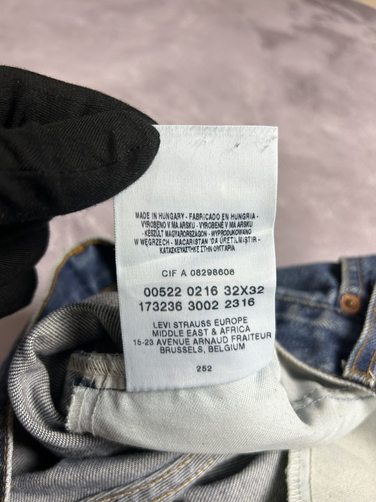 Levi's × Levi's Vintage Clothing × Vintage y2k Levis 522 Red Tab Jeans Vintage sz 29x32 90s RARE Size US 29 - 11 Thumbnail