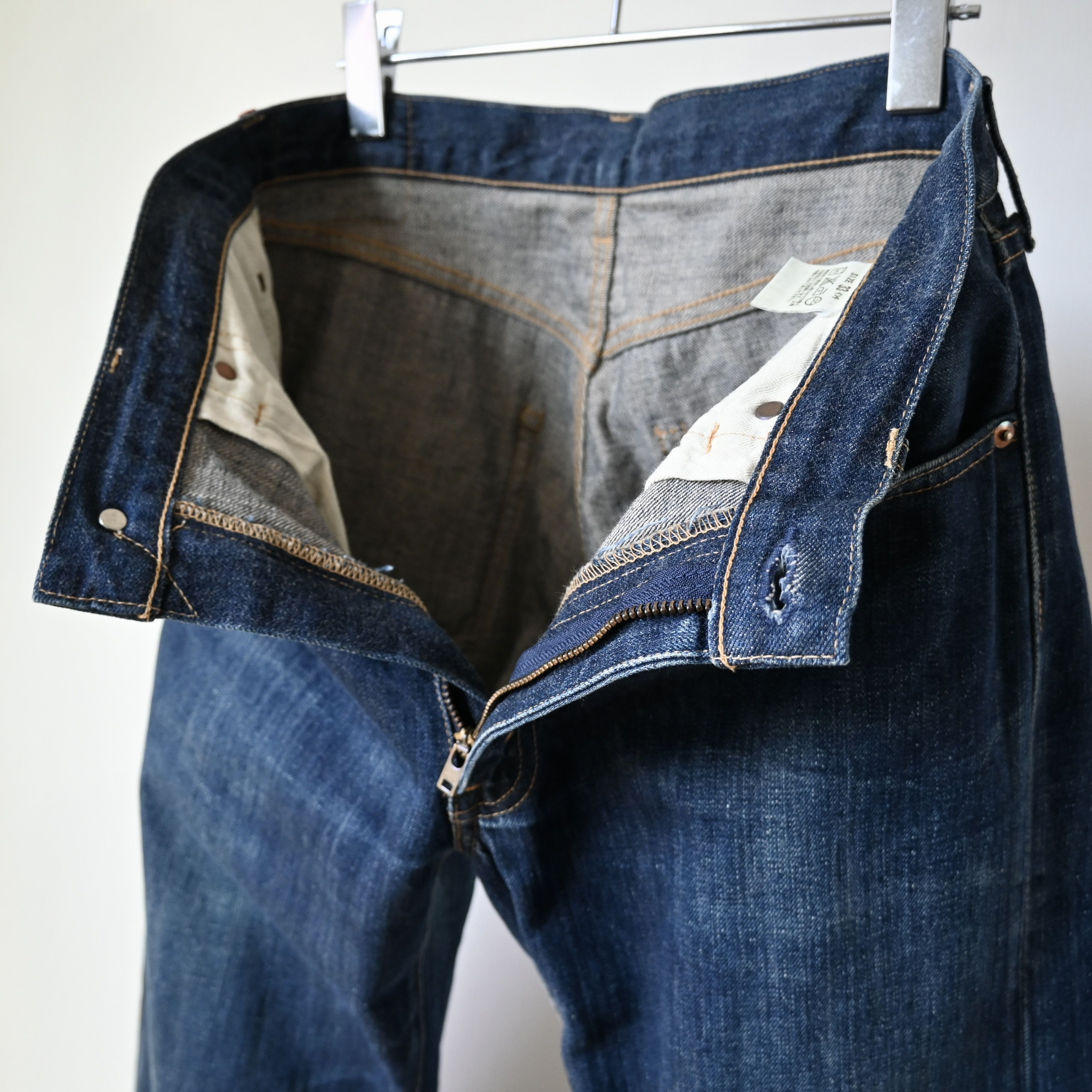 Levi's VTG 2002 Levi's Red Loop straight jeans, made in Japan Size US 33 - 8 Thumbnail