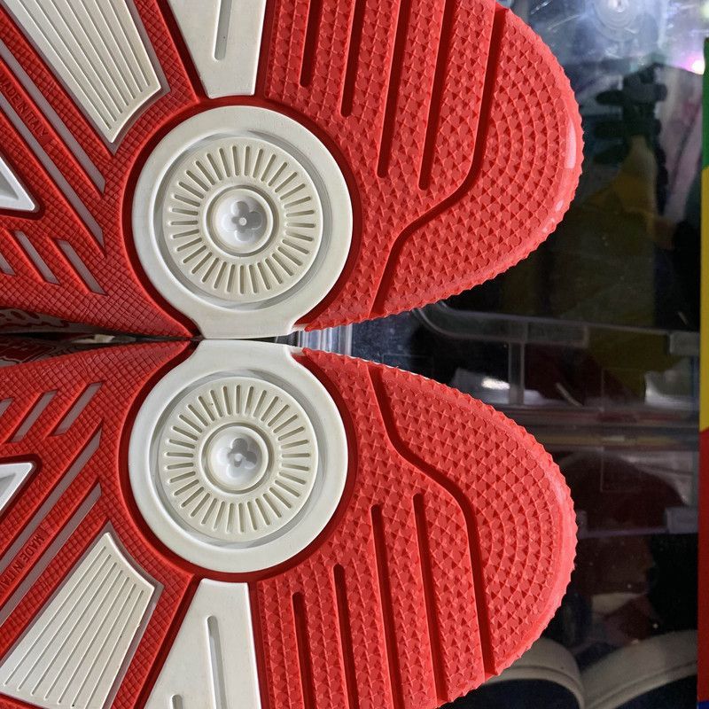 Louis Vuitton Louis Vuitton Trainer Low Top Sneakers with Red Graphics -2 Size US 8 / EU 41 - 9 Thumbnail
