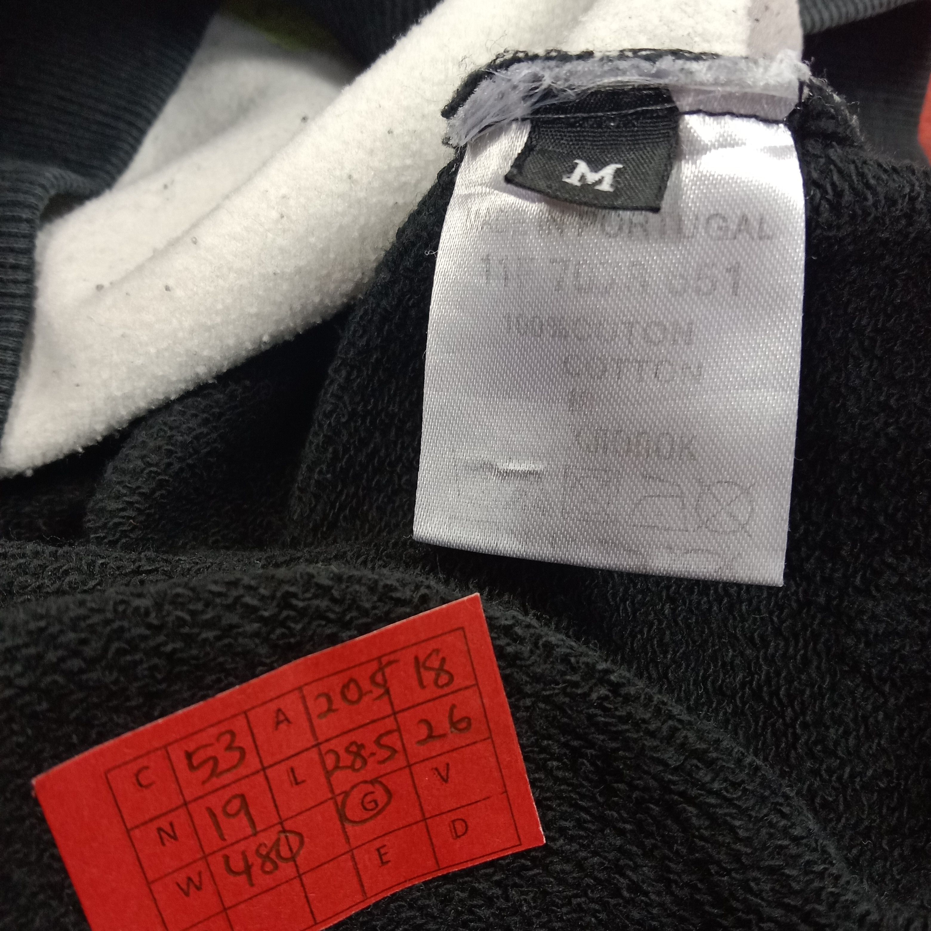 Vintage Givenchy Fashion Style Nice Design Sweatshirt dp1 Size US S / EU 44-46 / 1 - 11 Thumbnail