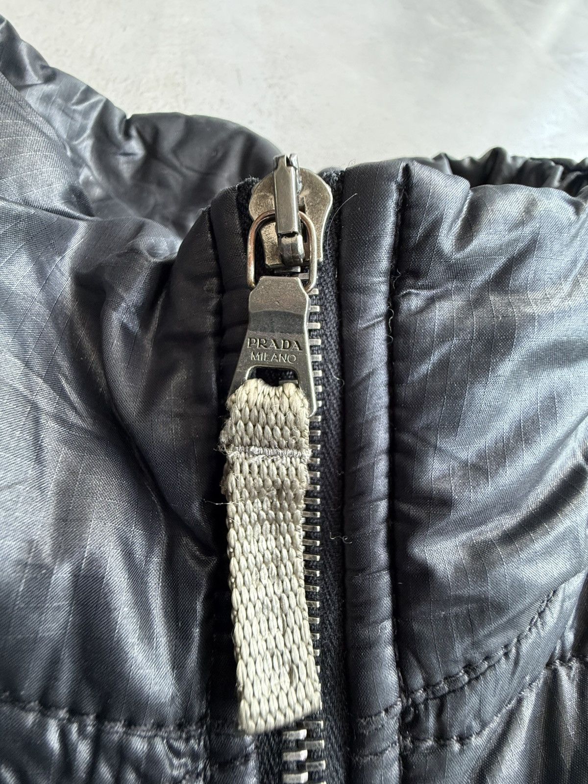 Prada Prada - Luna Rossa Puffer Jacket Size US M / EU 48-50 / 2 - 7 Thumbnail