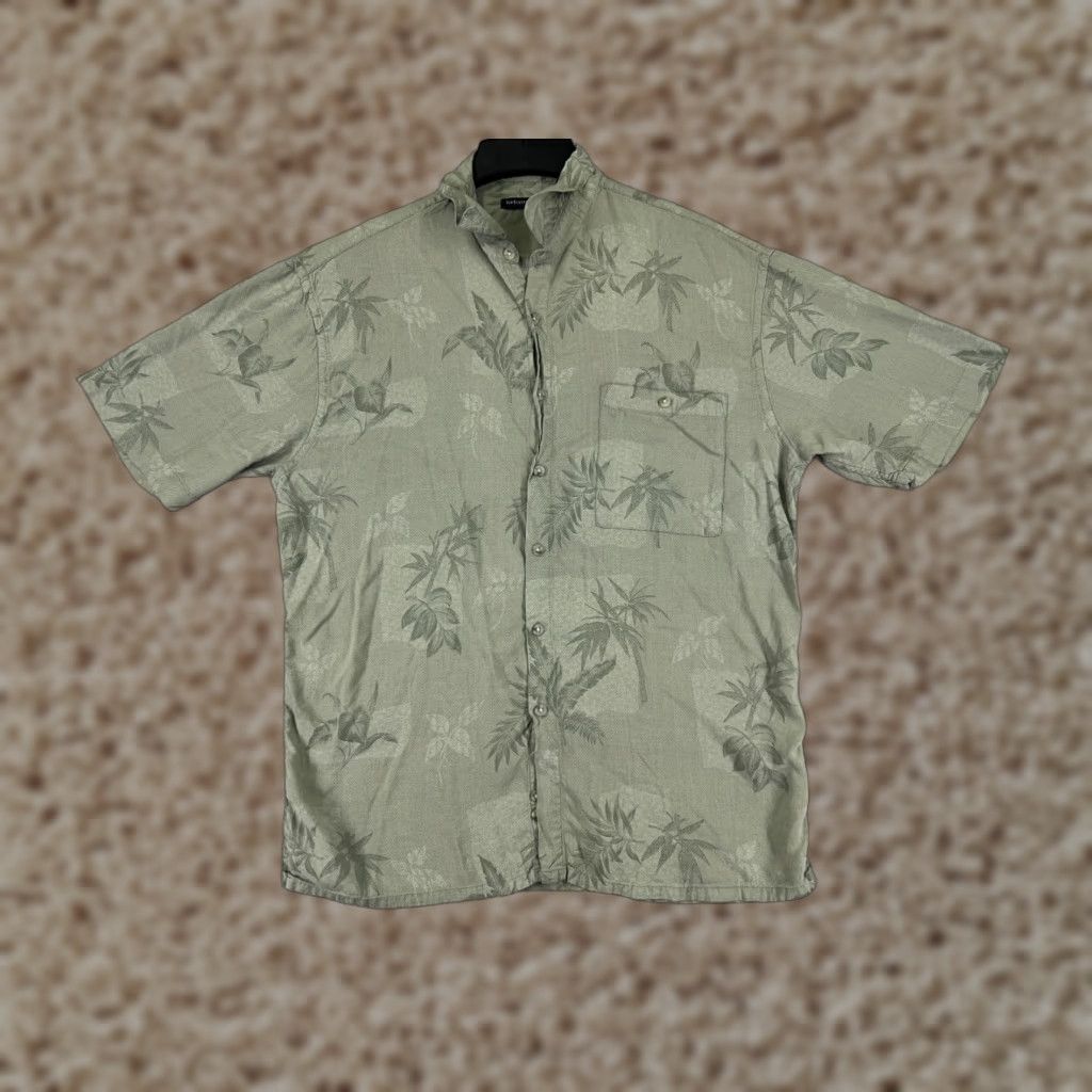 Van Heusen Van Heusen Studio Shirt Adult Large Green Floral Button Up Rayon Hawaiian Mens Size US L / EU 52-54 / 3 - 1 Thumbnail