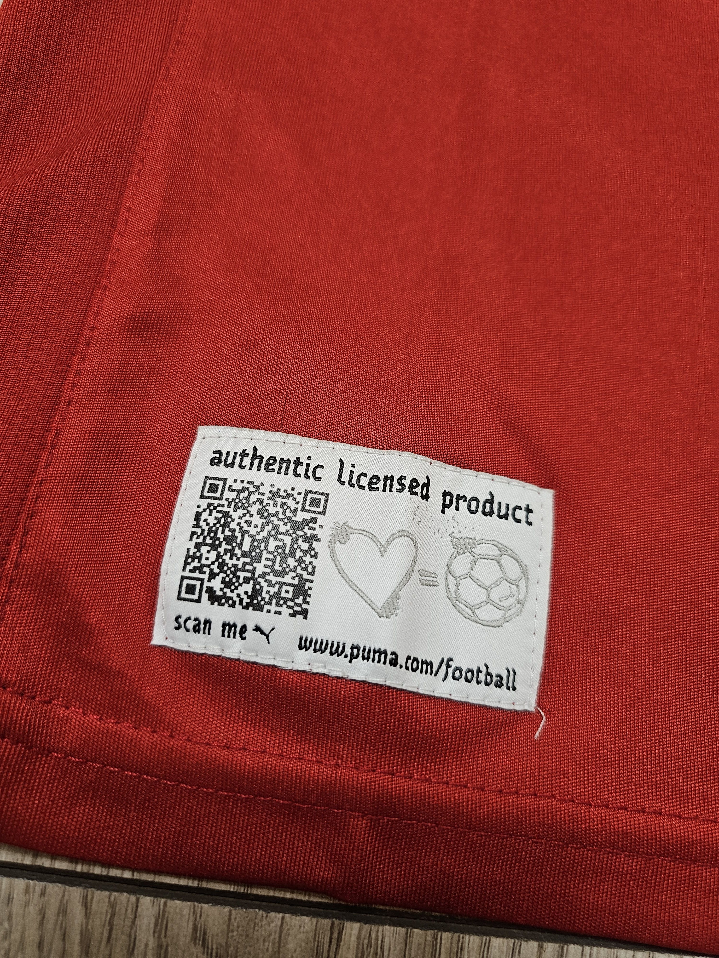 Puma CZECH REPUBLIC 2012 2013 HOME FOOTBALL SHIRT SOCCER JERSEY Size US S / EU 44-46 / 1 - 5 Thumbnail