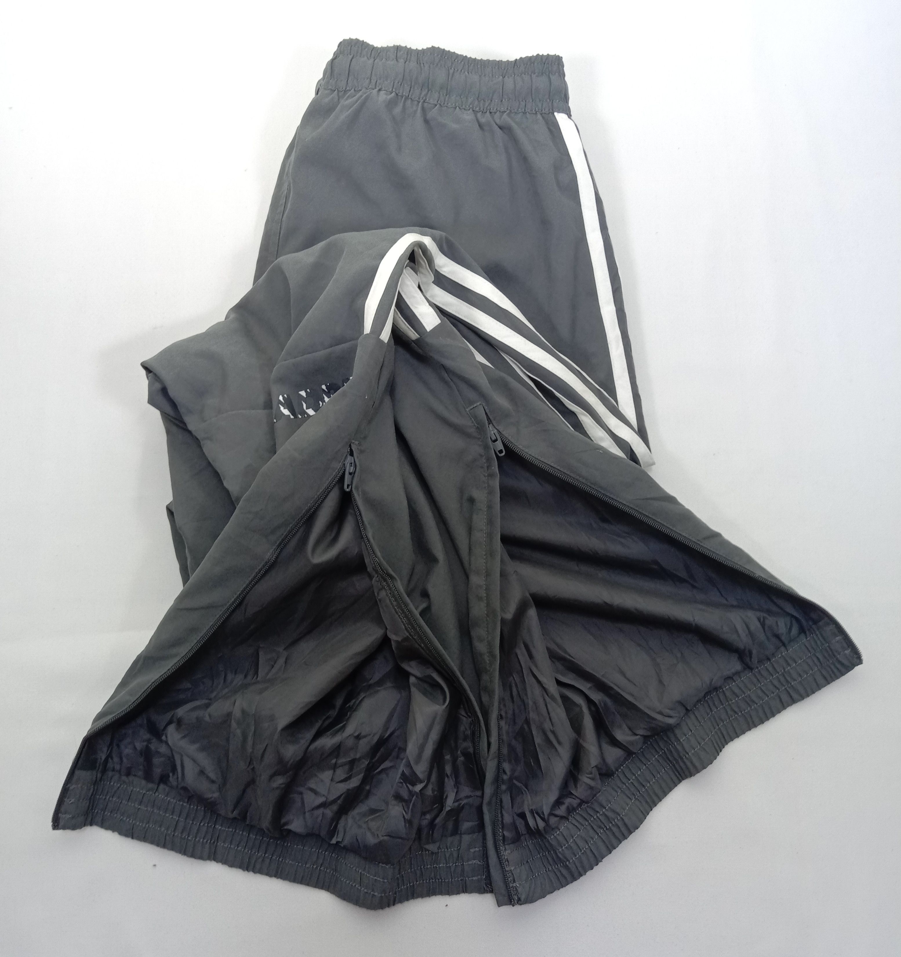 Adidas Adidas Real Madrid Sweatpants Size US 30 / EU 46 - 18 Thumbnail