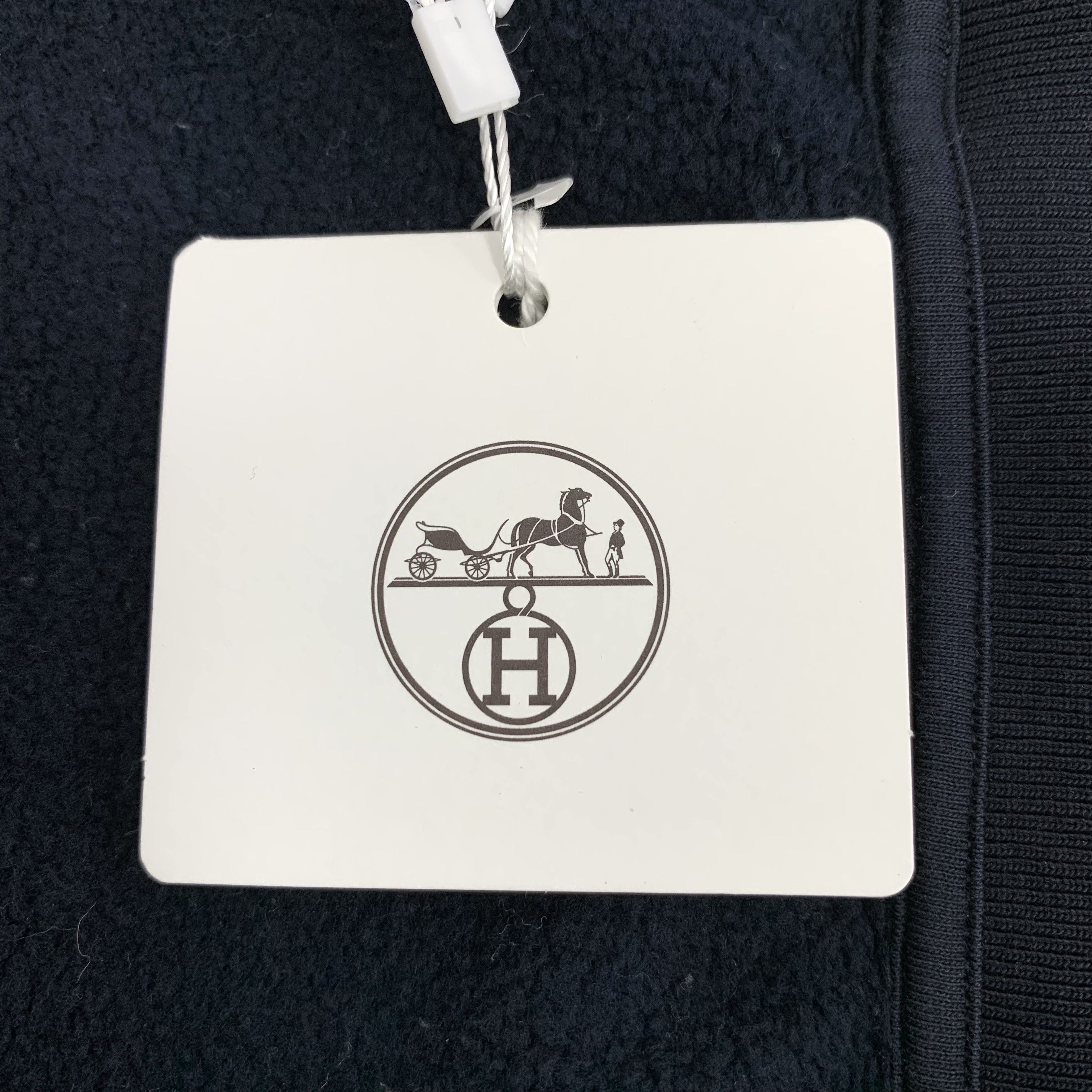Hermes Hermès Geometric Sweatshirt Navy (L) Size US L / EU 52-54 / 3 - 6 Thumbnail