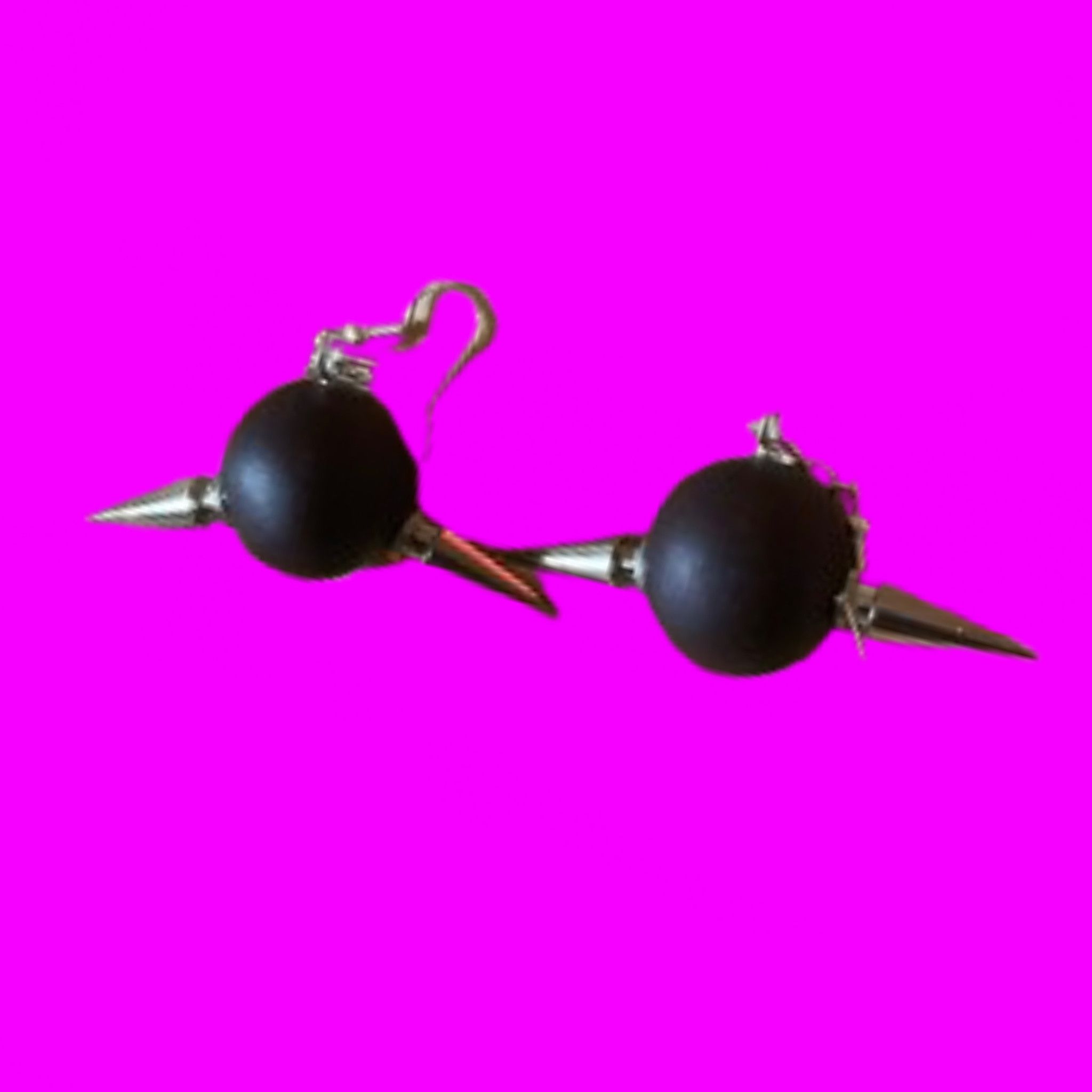 bugs spike ball