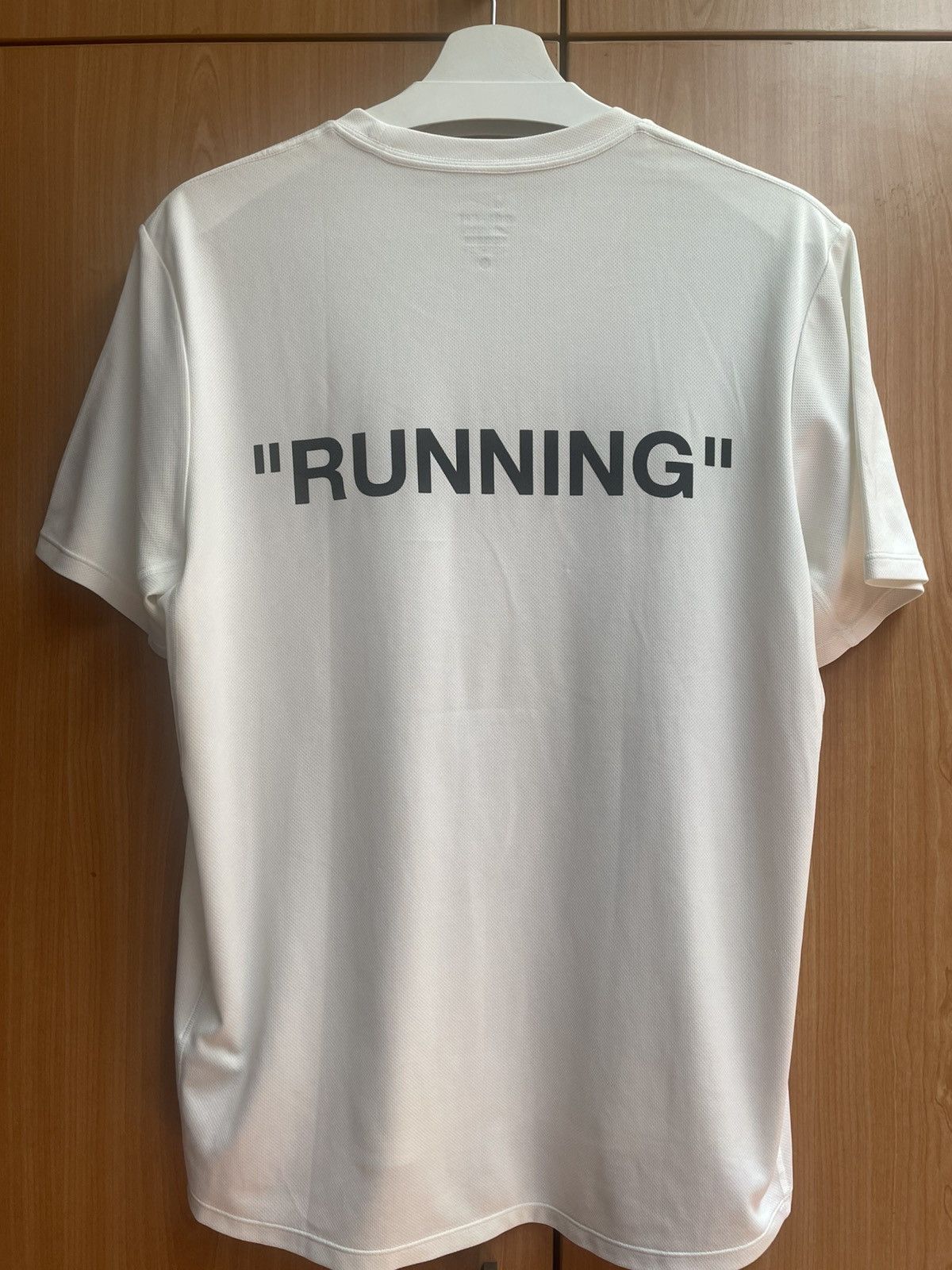 Nike × Off-White Nike x Off White Off Campus Running Tee Size US M / EU 48-50 / 2 - 3 Thumbnail