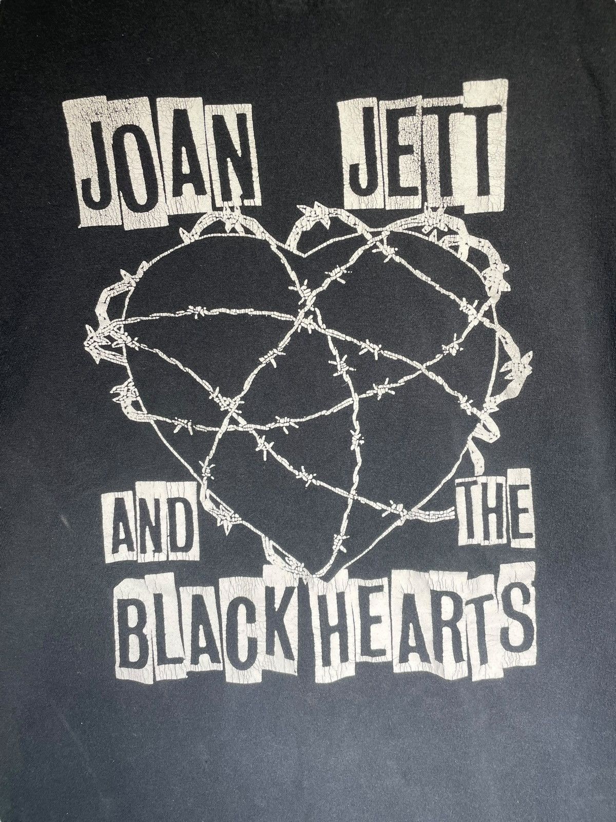 Band Tees × Vintage Vintage 2000s Joan Jett And The Black Hearts Tshirt Size US M / EU 48-50 / 2 - 2 Thumbnail