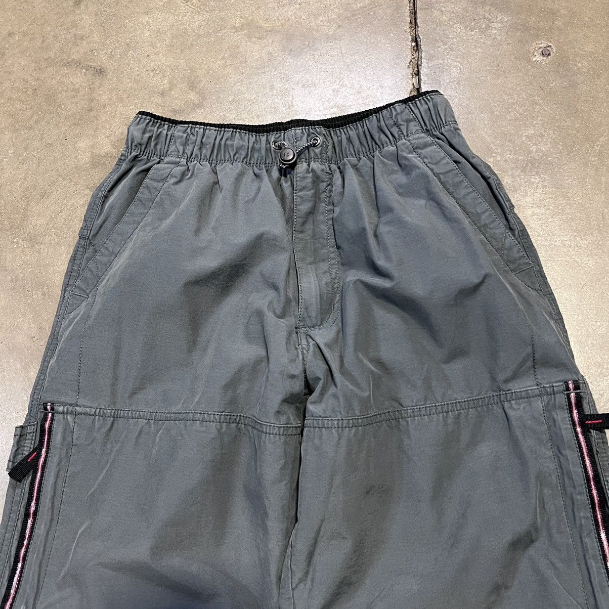 UNIONBAY × Vintage Vintage Y2K Union Bay Cargo Pants Knee Zip Skater Baggy Size US 28 / EU 44 - 5 Thumbnail