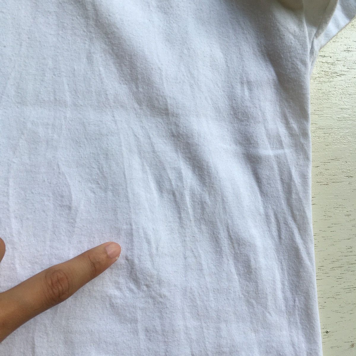 Japanese Brand Vintage Uniqlo X Kaws Tee White XL Size US XL / EU 56 / 4 - 17 Thumbnail