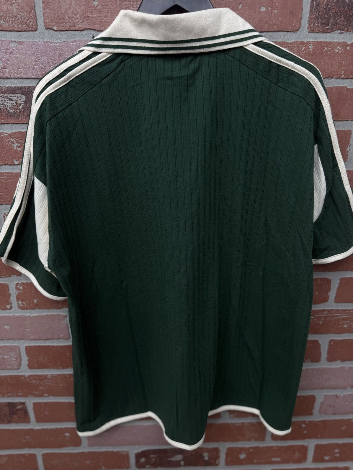 Vale Valley Green Polo Dress Shirt Size Large (NEW) Size US L / EU 52-54 / 3 - 6 Thumbnail