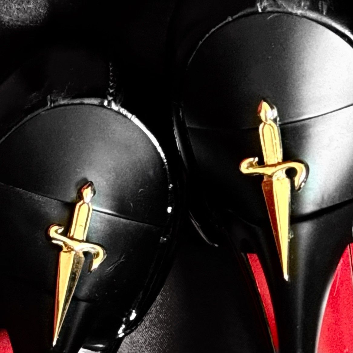 cesare paciotti dagger heels