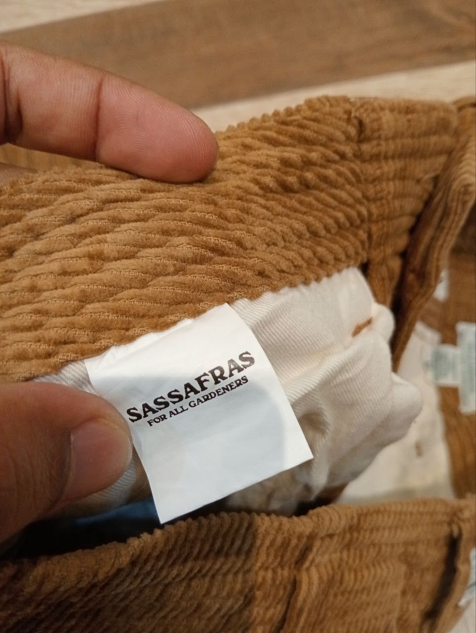 Sassafras JAPANESE SASSAFRAS WIDE BAGGY CORDUROY PANTS Size US 35 - 9 Thumbnail