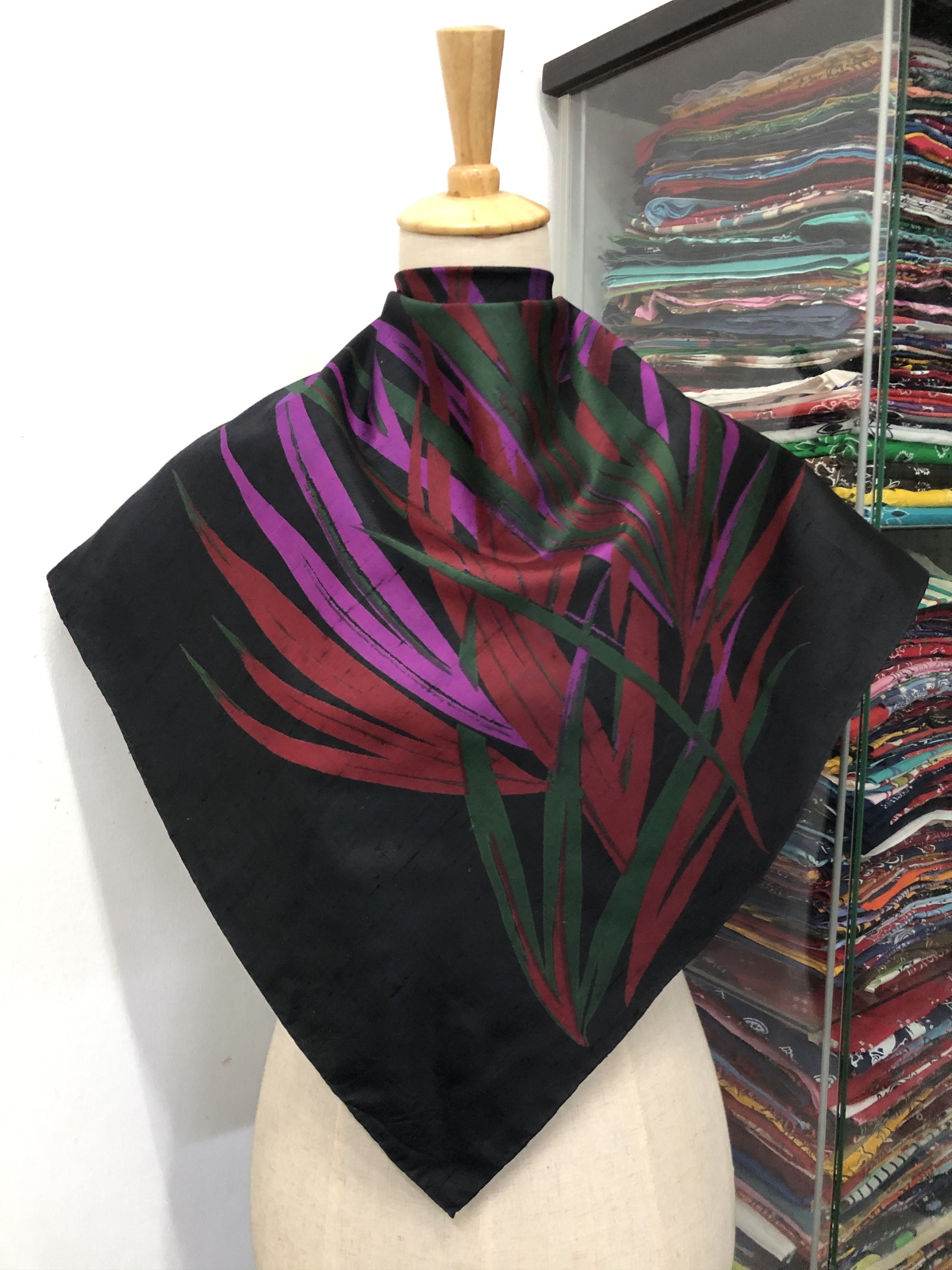 Vintage Vintage Silk Scarf Size ONE SIZE - 1 Thumbnail