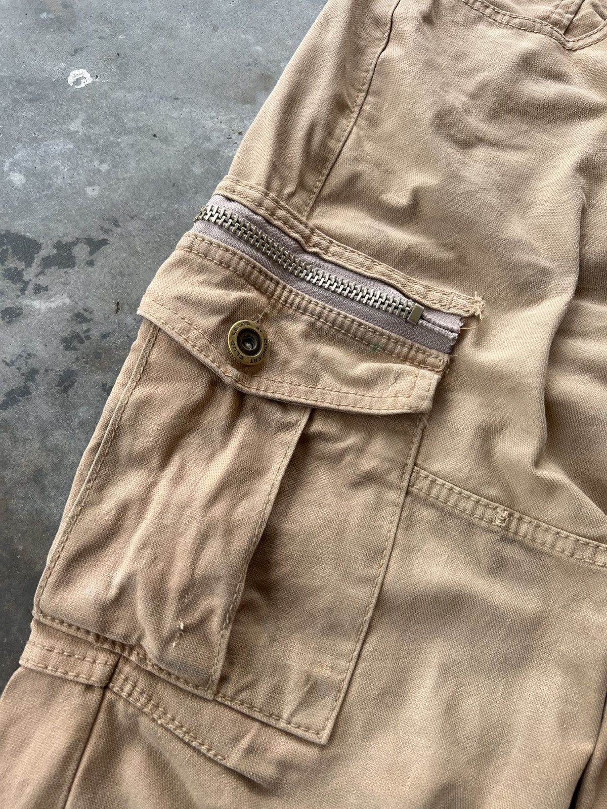 Beauty Beast × Japanese Brand × Jean Shop 💥Cargo💥Lolita Club Concert Cargo Distress Pants Size US 33 - 7 Thumbnail