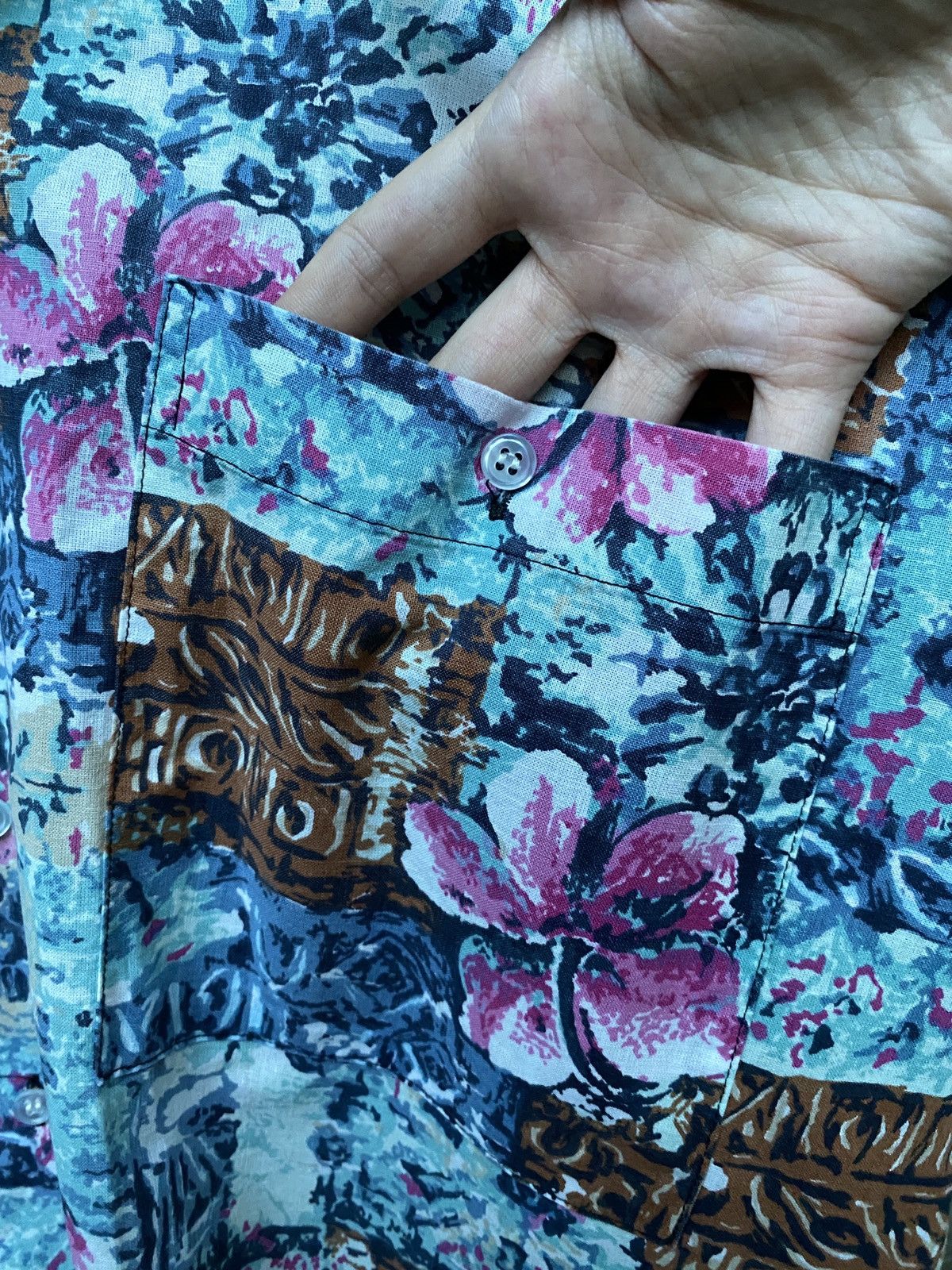 Vintage Blue Vintage Hawaiian Short Sleeve Shirt Floral Leaves Size US L / EU 52-54 / 3 - 7 Thumbnail