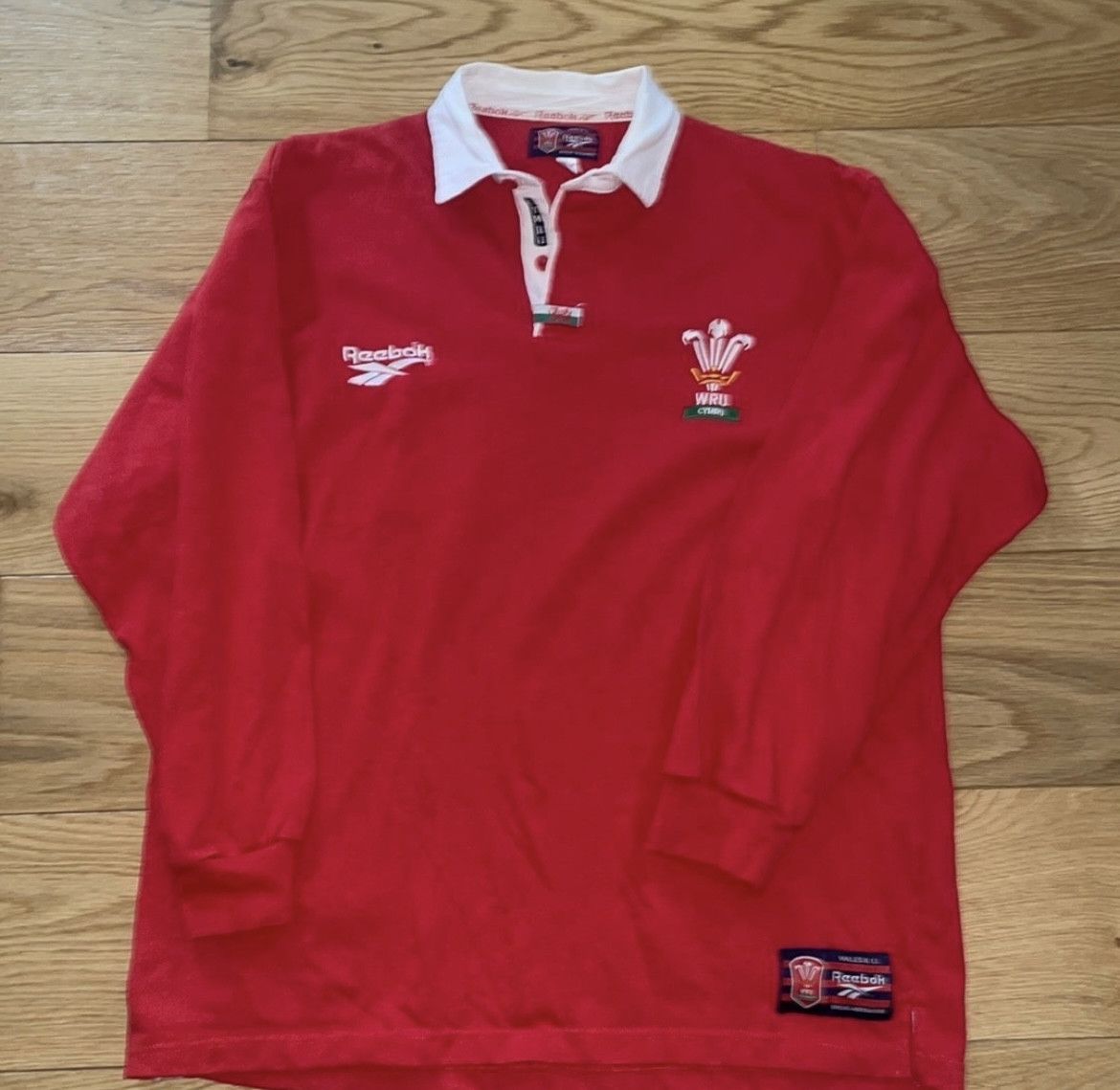 Reebok Vintage Wales Rugby Union Reebok Long Sleeve Rugby Shirt 90s Size US XL / EU 56 / 4 - 1 Thumbnail