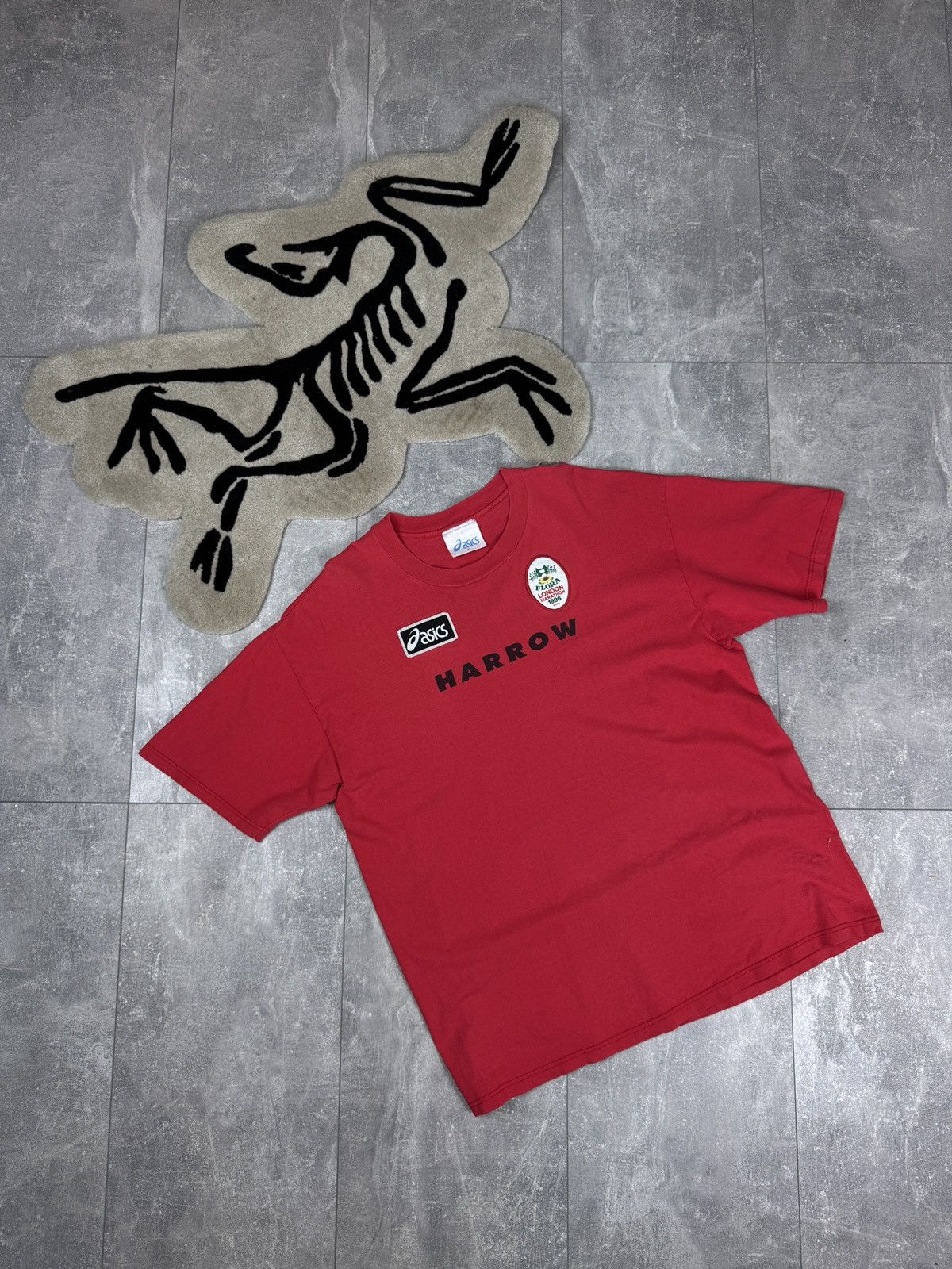 Asics Mens Vintage ASICS Flora London marathon harrow T-shirt tee Size US XL / EU 56 / 4 - 1 Thumbnail