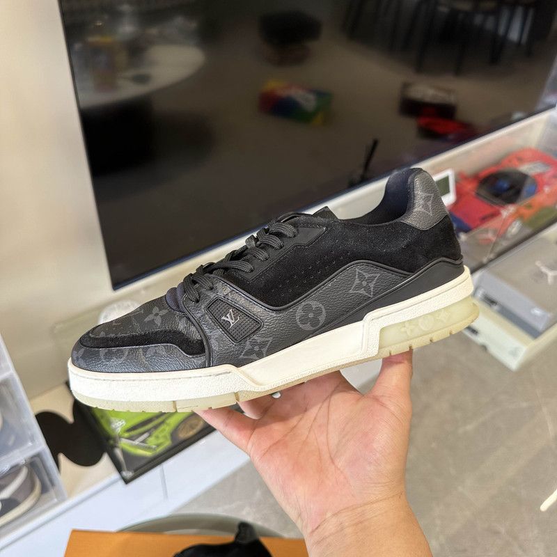 Louis Vuitton Louis Vuitton Stylish Low-Top Trainer Sneakers -2508 Size US 8.5 / EU 41-42 - 9 Thumbnail