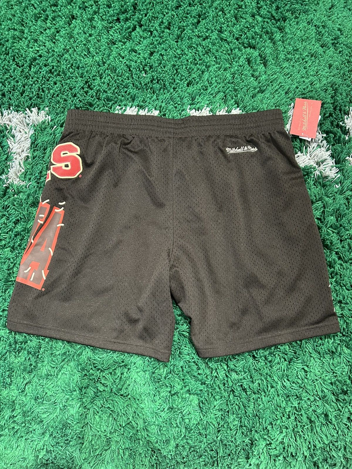 Mitchell & Ness × Travis Scott Travis Scott x Mitchell Ness OU Shorts Size US 40 / EU 56 - 5 Thumbnail