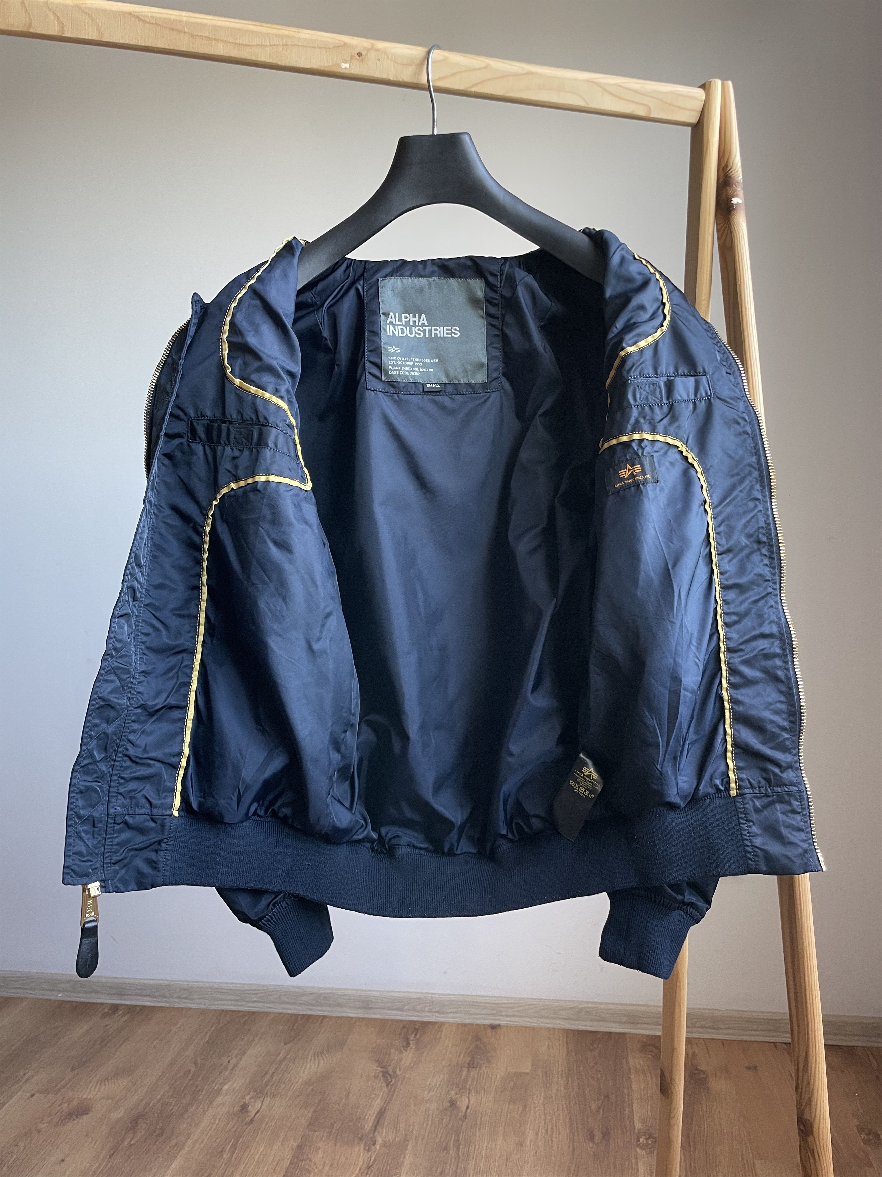 Alpha Industries Alpha Industries MA-1 Flight Bomber Jacket Size S Size US S / EU 44-46 / 1 - 3 Thumbnail