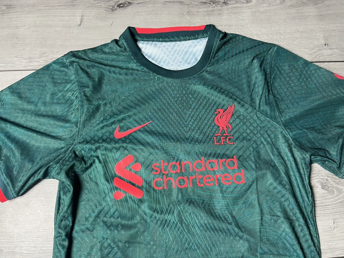 Nike LIVERPOOL 2022/23 NIKE THIRD FOOTBALL SOCCER JERSEY Size XL Size US XL / EU 56 / 4 - 3 Thumbnail