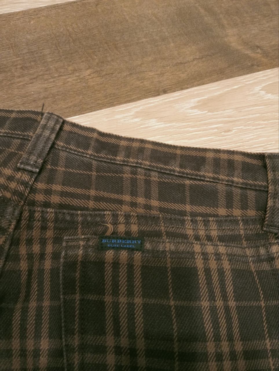 Burberry VINTAGE BURBERRY BLUE LABEL NOVA CHECK JEANS Size US 34 / EU 50 - 13 Thumbnail