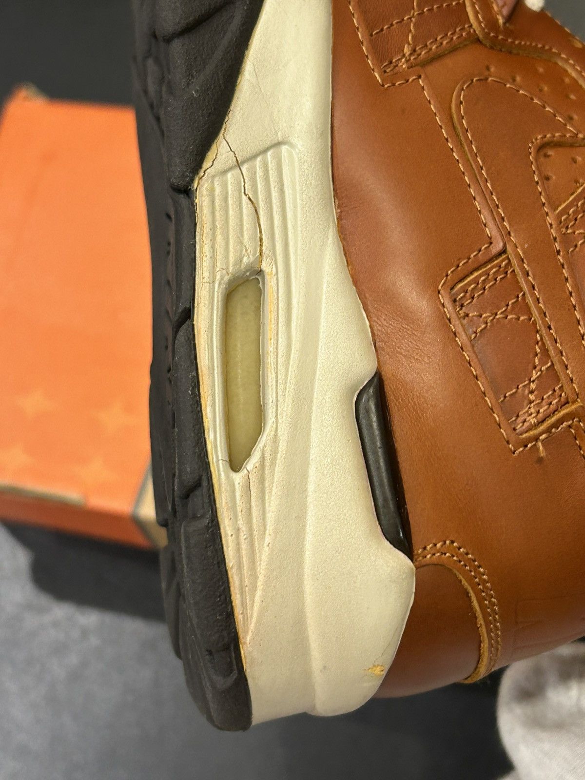 Nike Nike Air Trainer ‘Curry’ Size US 9 / EU 42 - 10 Thumbnail