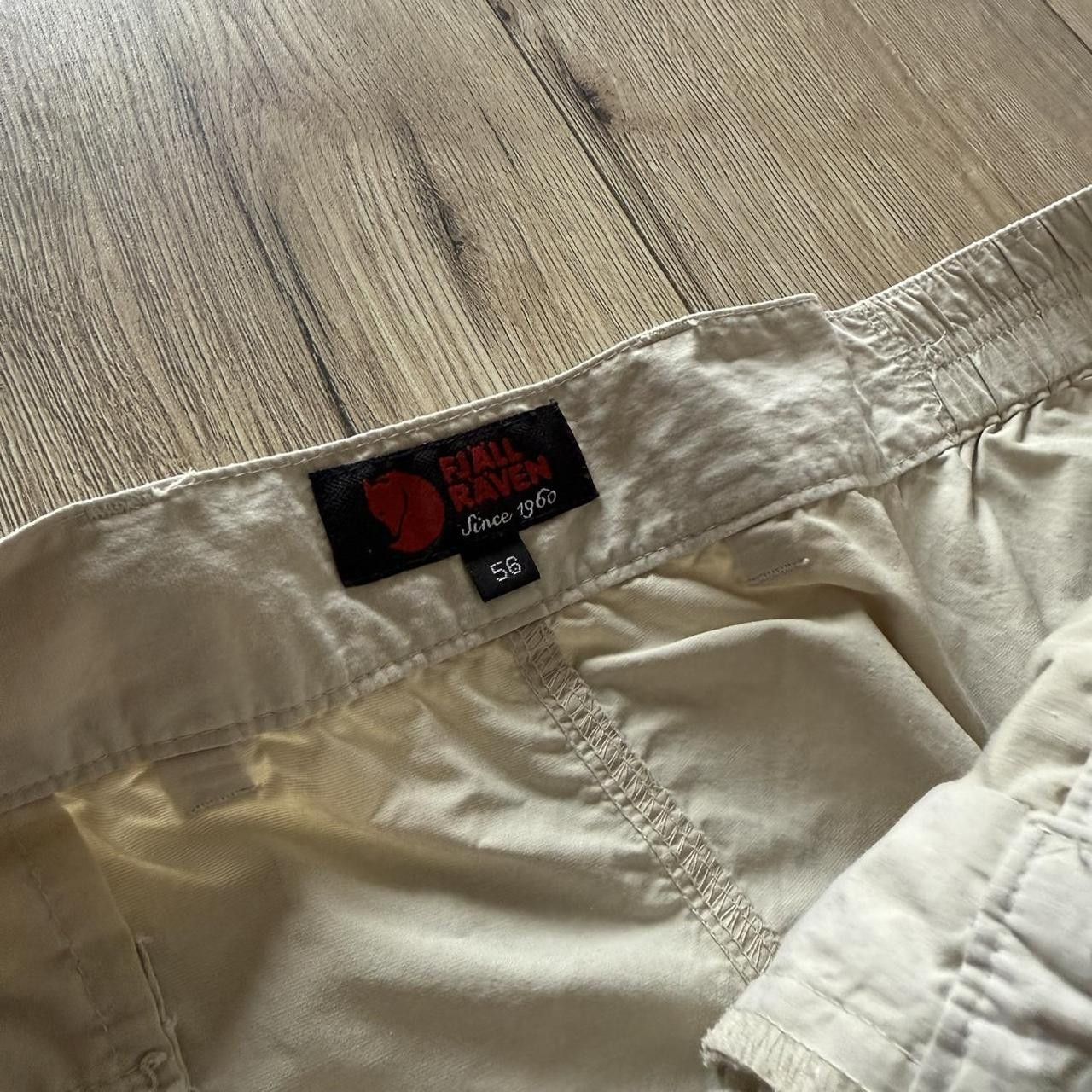 Fjallraven Fjallraven Bottoms Grey Cargo Bottoms Outdoor 3/4 Size US 36 / EU 52 - 3 Thumbnail