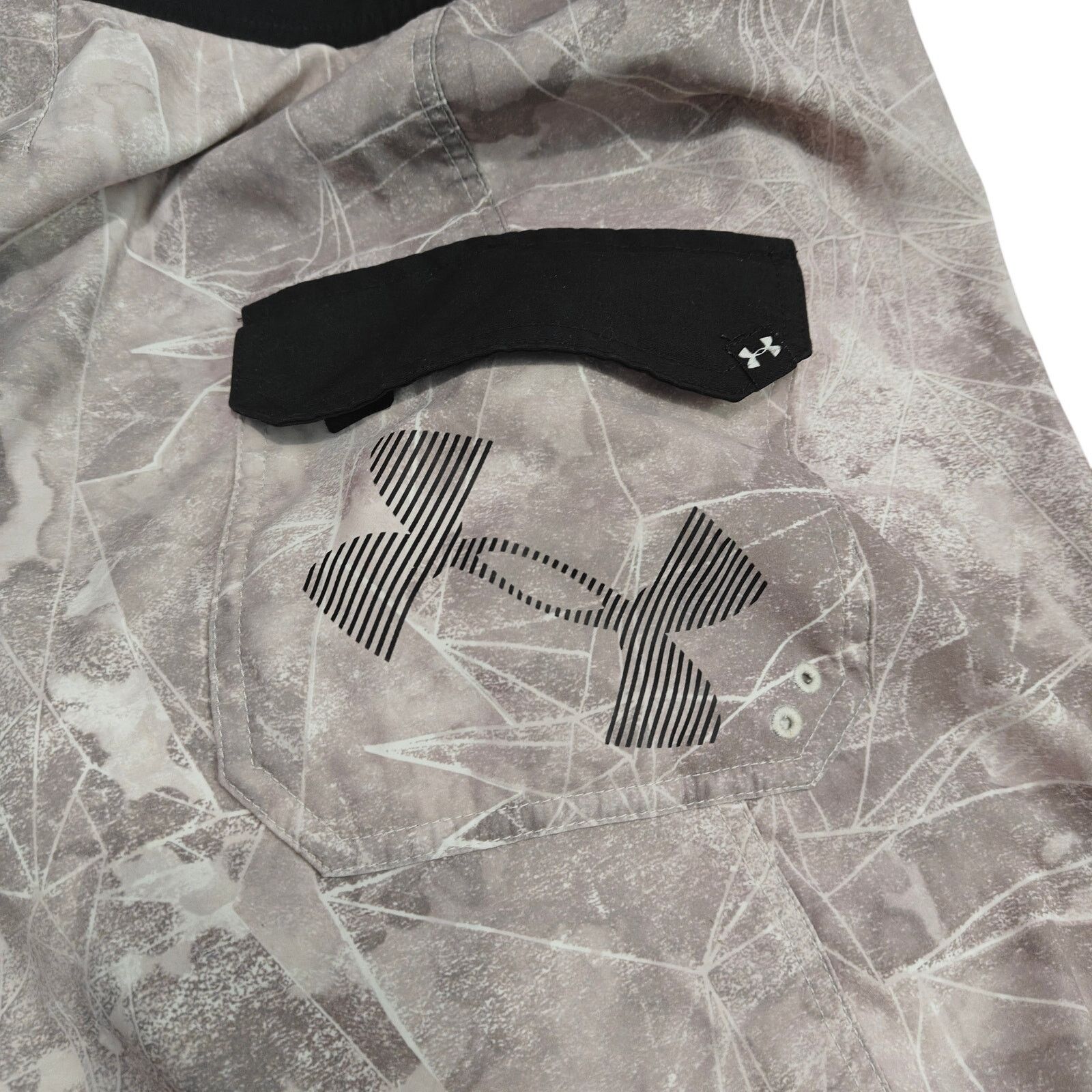 Under Armour Under Armour Reblek Boardshort Grey White Black Accent 40 Size US 40 / EU 56 - 3 Thumbnail