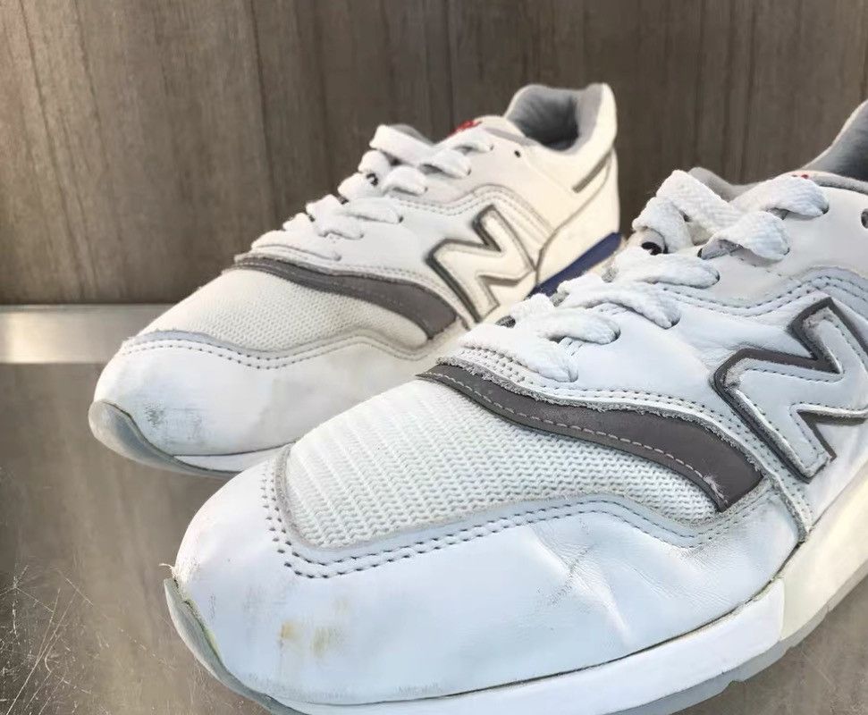 New Balance New Balance 997 White Blue Grey J16 Size US 9.5 / EU 42-43 - 3 Thumbnail