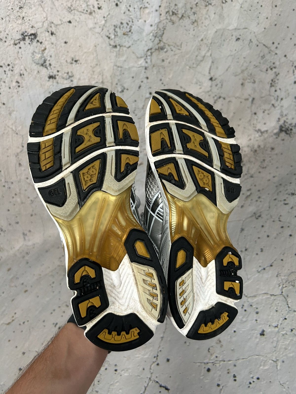 Asics Vintage Asics Sneakers Low Running Gorpcore Drill Rare Size US 8 / EU 41 - 7 Thumbnail