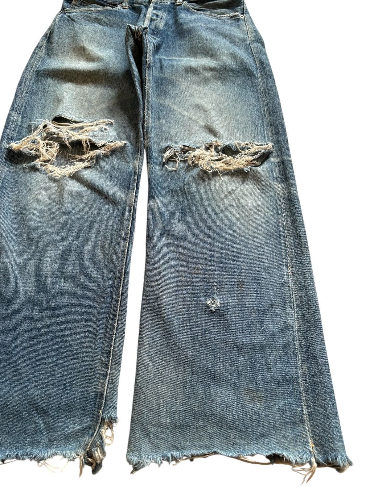 Japanese Brand Vintage Japanese Brand Selvedge Mud Wash Distress Baggy Jean Size US 33 - 7 Thumbnail