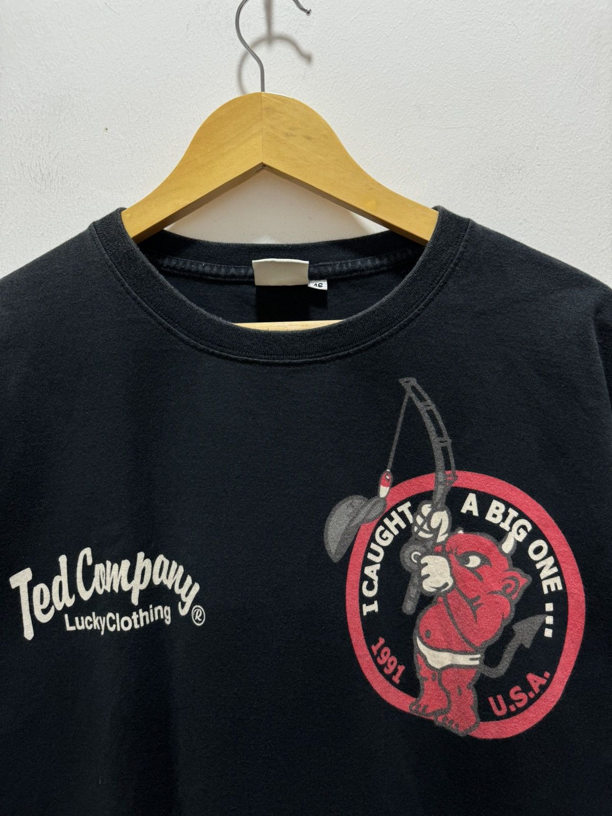 Japanese Brand VINTAGE TED COMPANY RED DEVIL LIVE TOUGHLY LOGO TEE Size US L / EU 52-54 / 3 - 6 Thumbnail