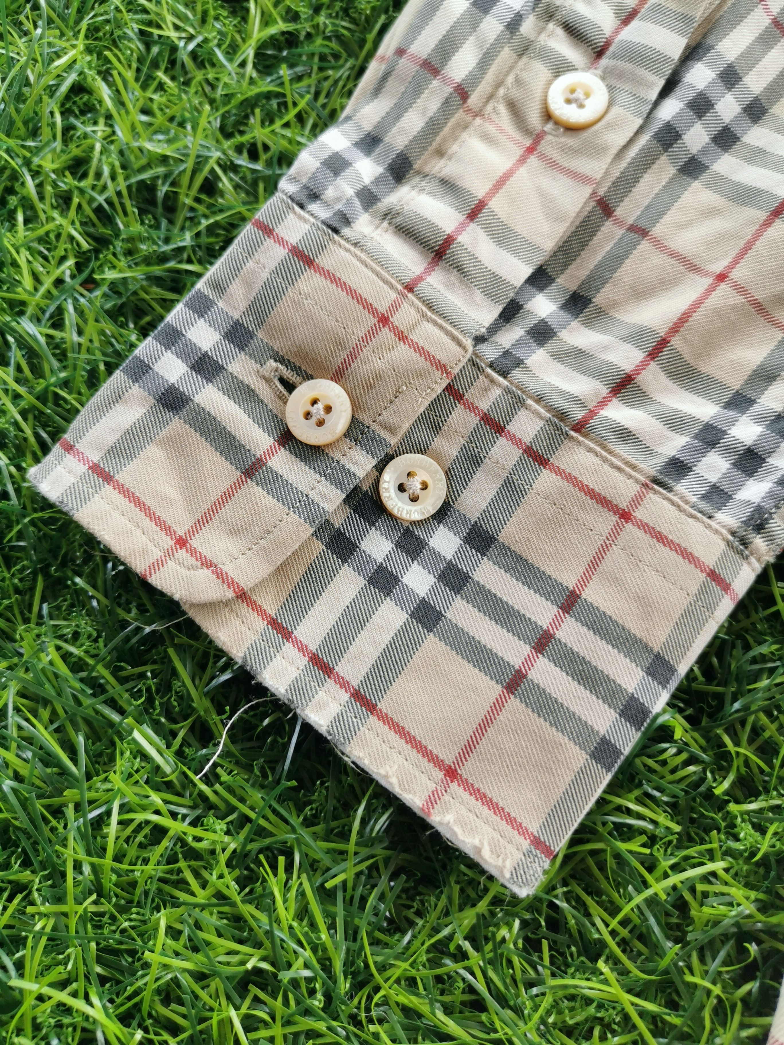 Burberry Burberry Check Long Sleeve Shirts Size US M / EU 48-50 / 2 - 9 Thumbnail