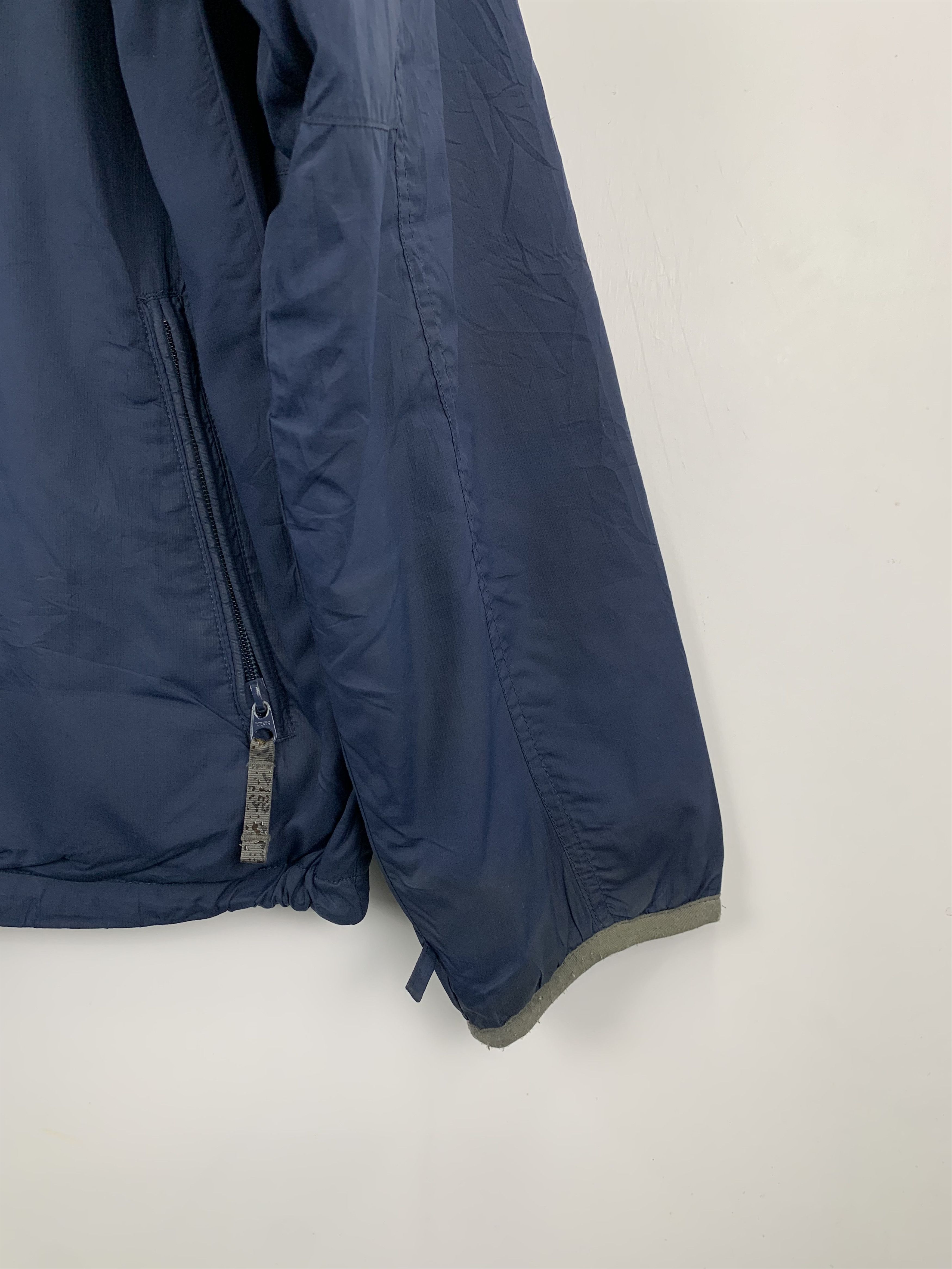 Columbia Vintage Columbia Sportswear Light Jacket J0859 Size US L / EU 52-54 / 3 - 8 Thumbnail