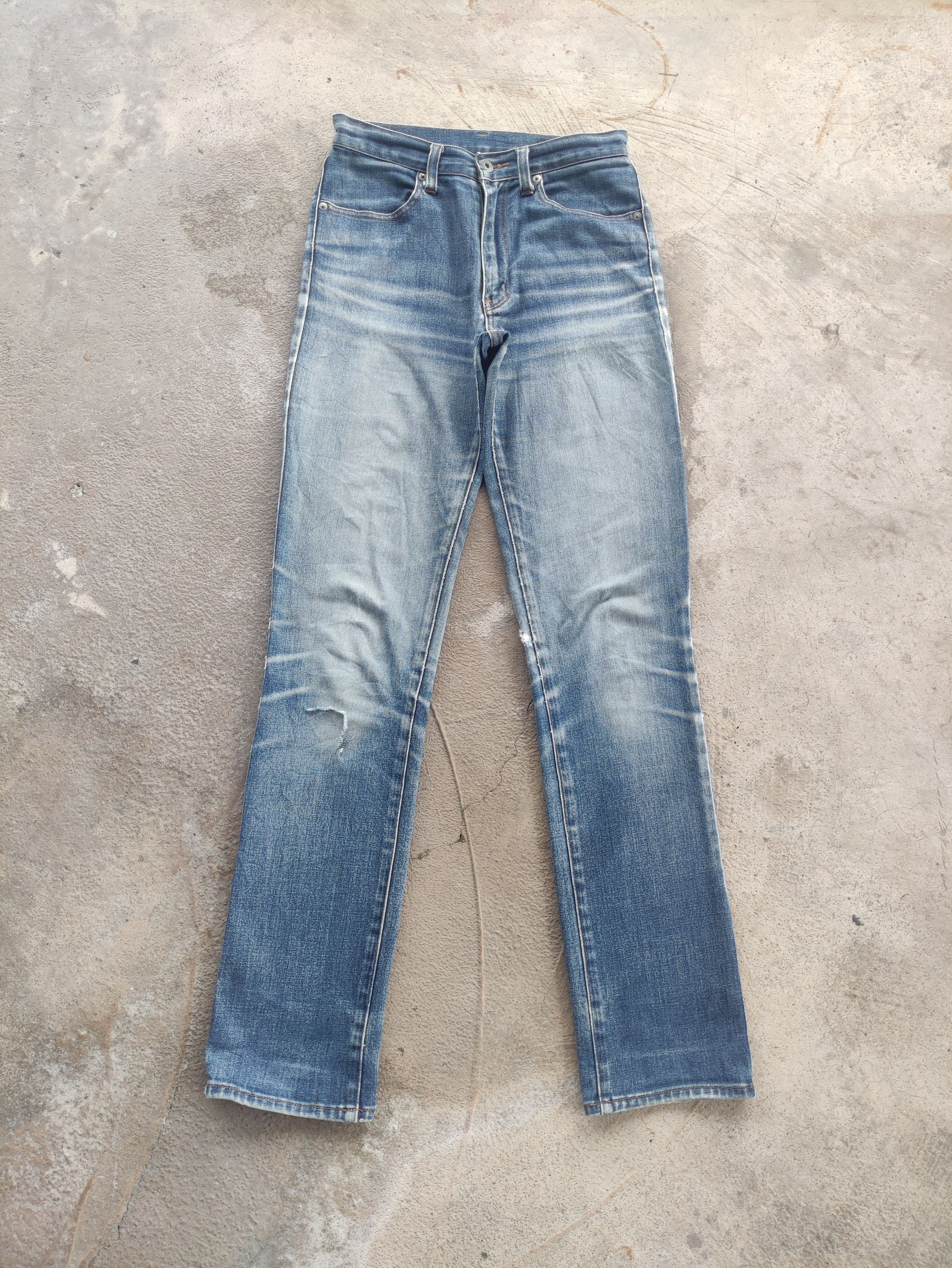 Japanese Brand Vintage Japanese Jean Distressed Faded Denim Pants Size 28" / US 6 / IT 42 - 1 Thumbnail