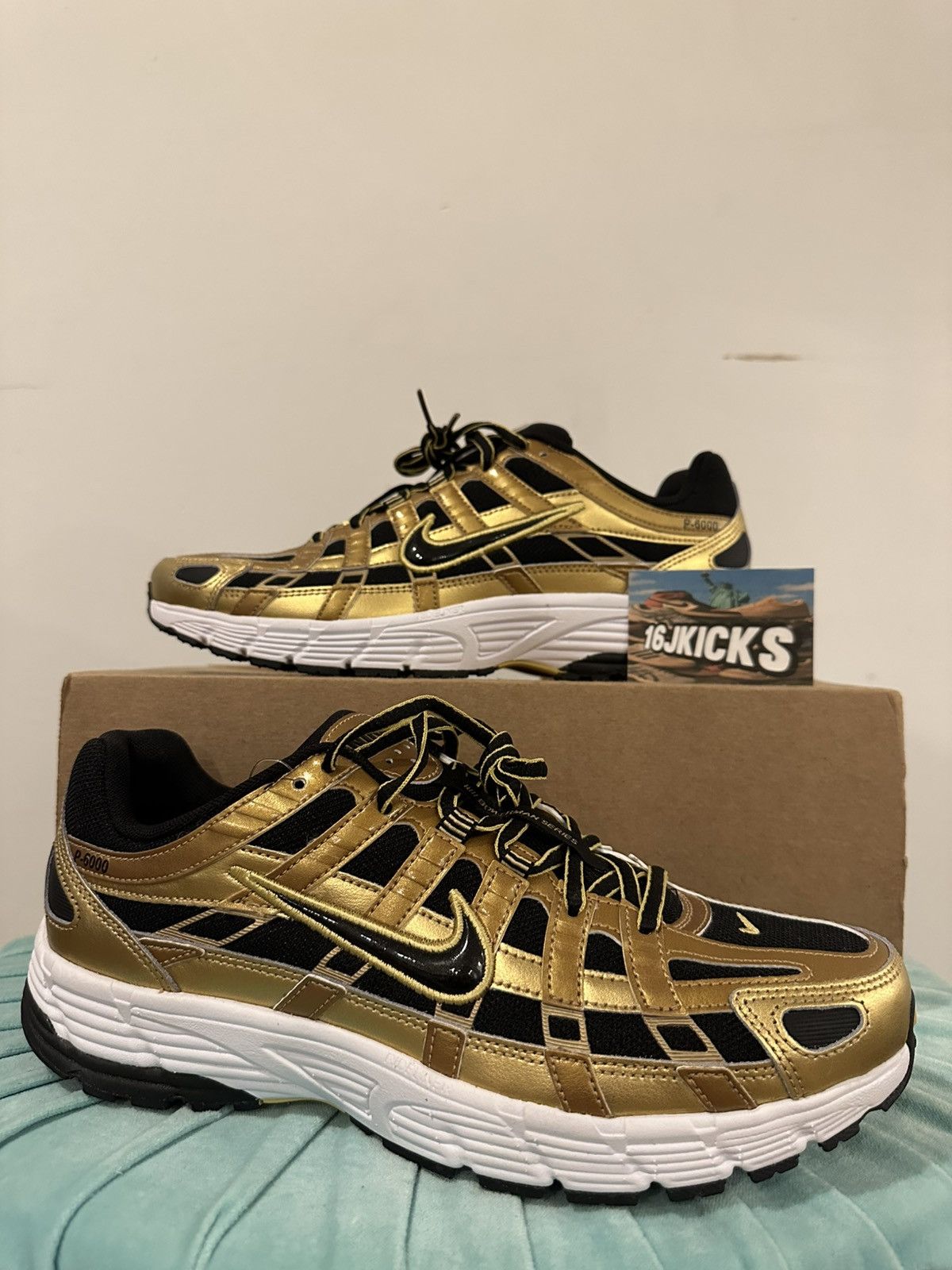Nike Nike P-6000 Metallic Gold Infinite Gold White black Size US 9.5 / EU 42-43 - 1 Thumbnail