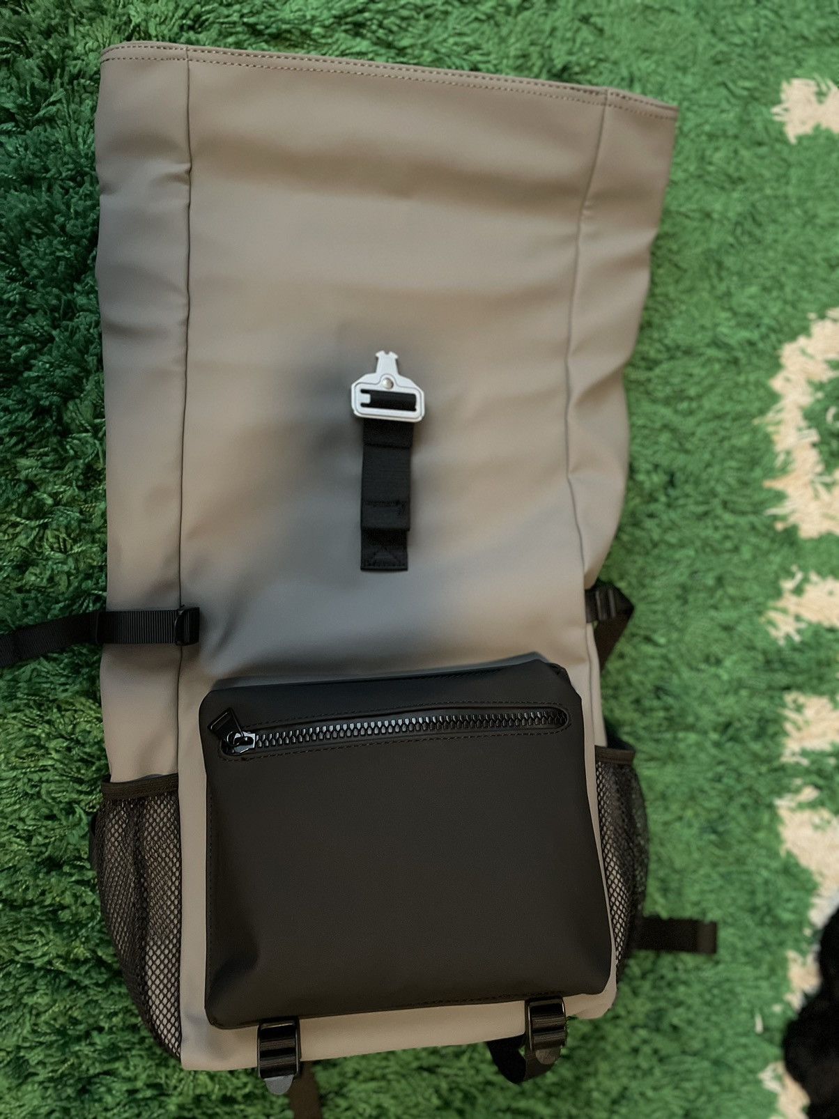 Other Metal buckle roll top backpack bag book duffle rollercoaster Size ONE SIZE - 9 Thumbnail