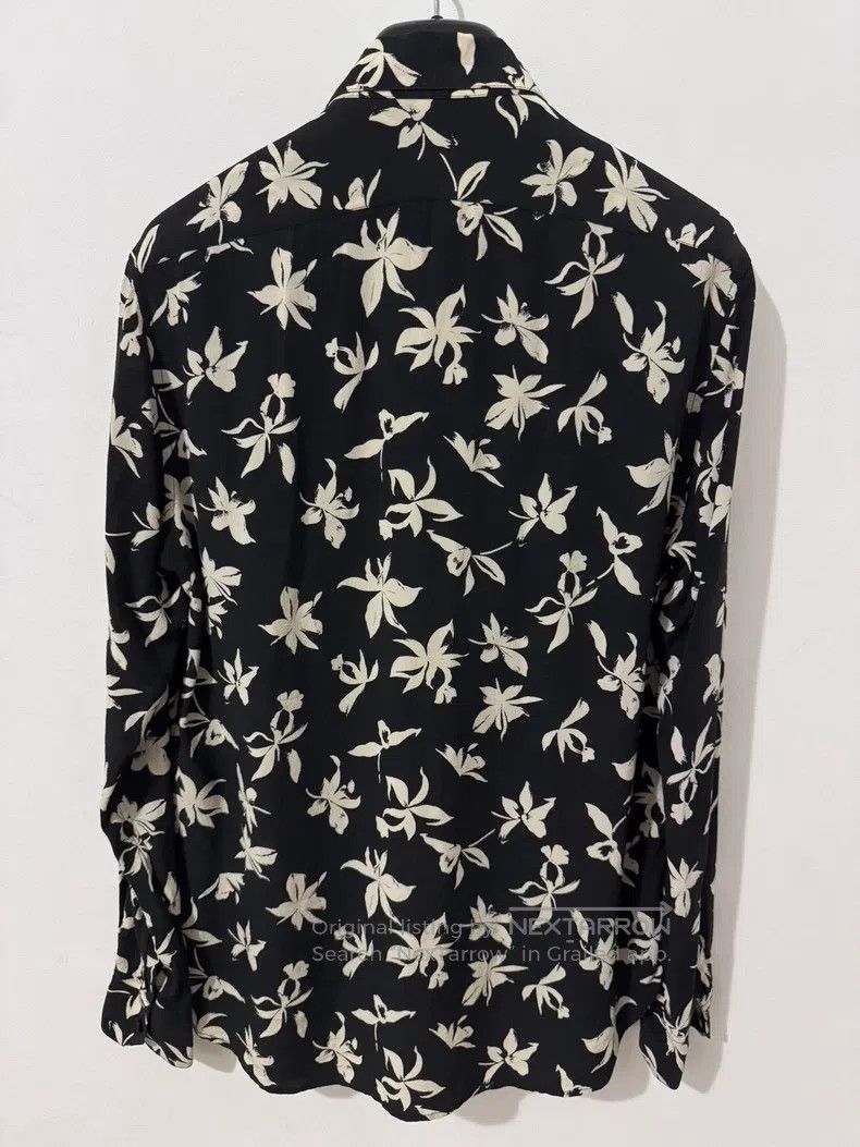 Saint Laurent Paris Saint Laurent Paris Silk black and white maple leaf print Size XS / US 0-2 / IT 36-38 - 2 Thumbnail
