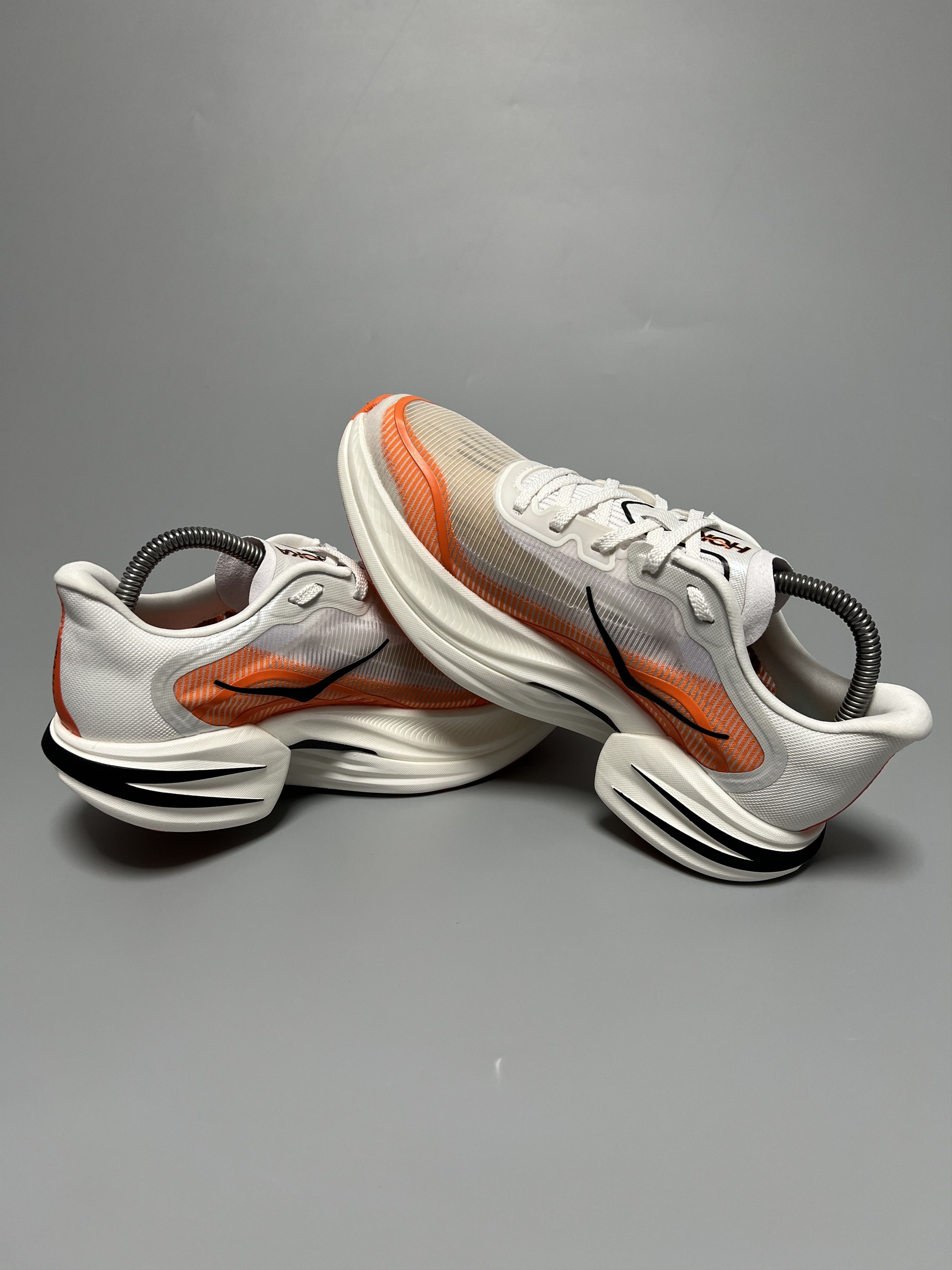 Hoka Hoka One One Cielo X1 2.0 Running Shoes 1162053 FLV Size US 7 / EU 40 - 5 Thumbnail