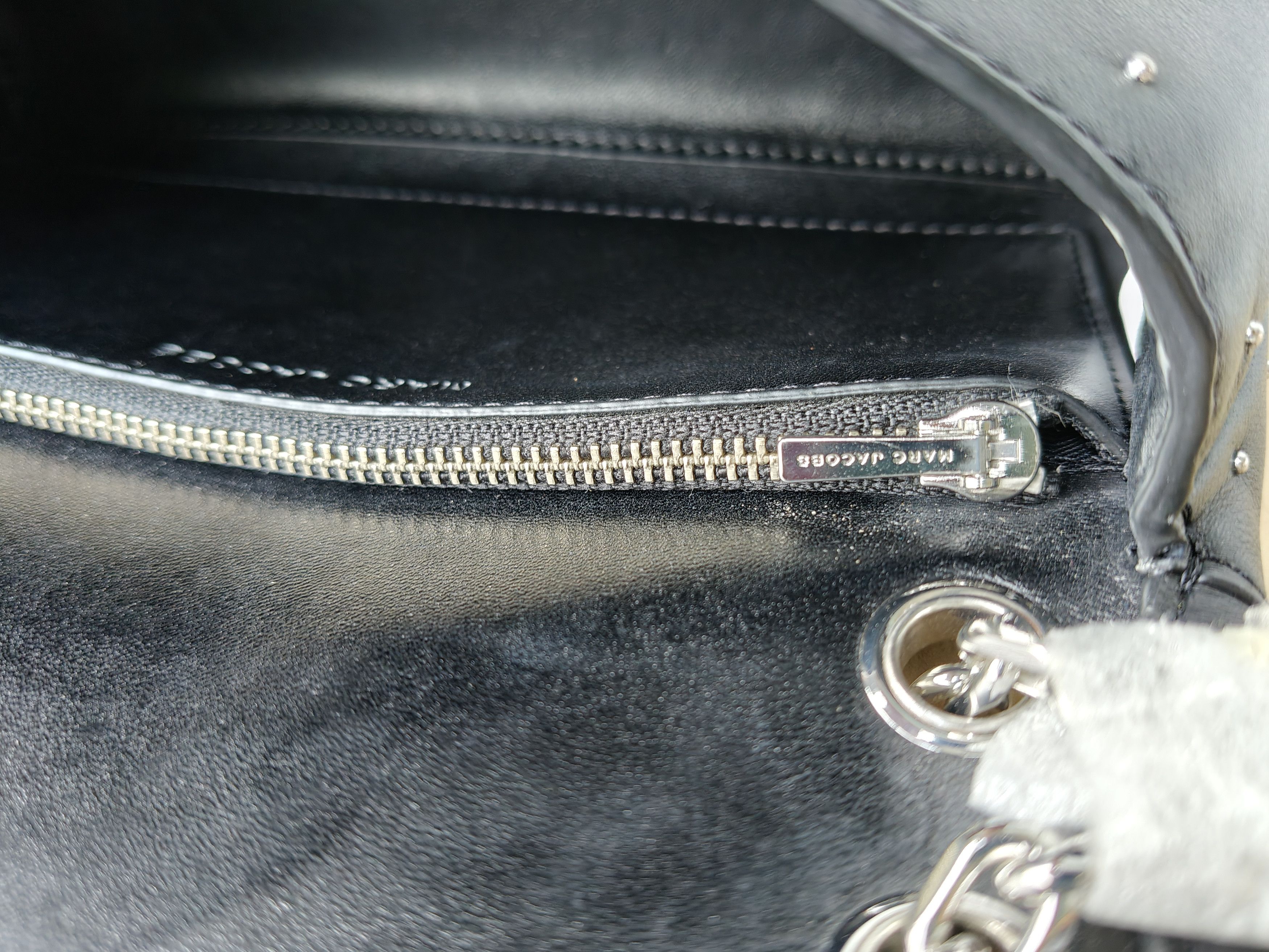 Marc Jacobs Star Studded Mini Chain Wallet Bag Free Shipping VATP/7139 Size ONE SIZE - 7 Thumbnail