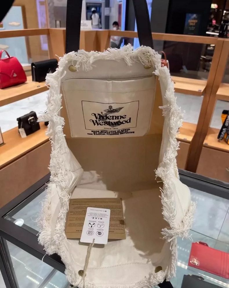 Vivienne Westwood Vivienne Westwood size os Painted canvas bag in beige Size ONE SIZE - 5 Thumbnail