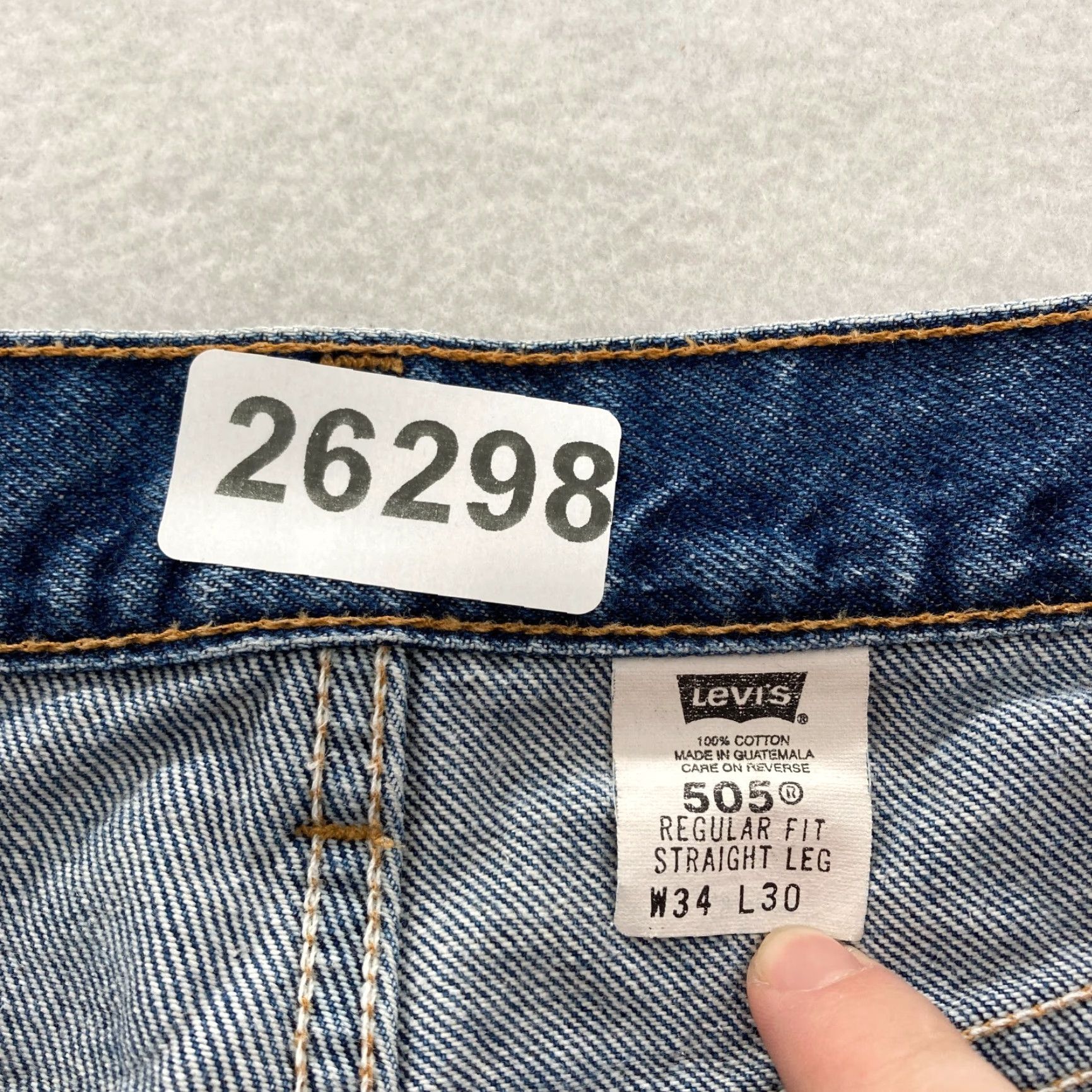 Levi's VINTAGE Levi's 505 Jeans Mens 34x30 Regular Fit Straight Blue Denim 2002 Y2K Levi's 505 5-Pocket Design Jeans Mens Blue Denim Regular Size US 34 / EU 50 - 5 Thumbnail