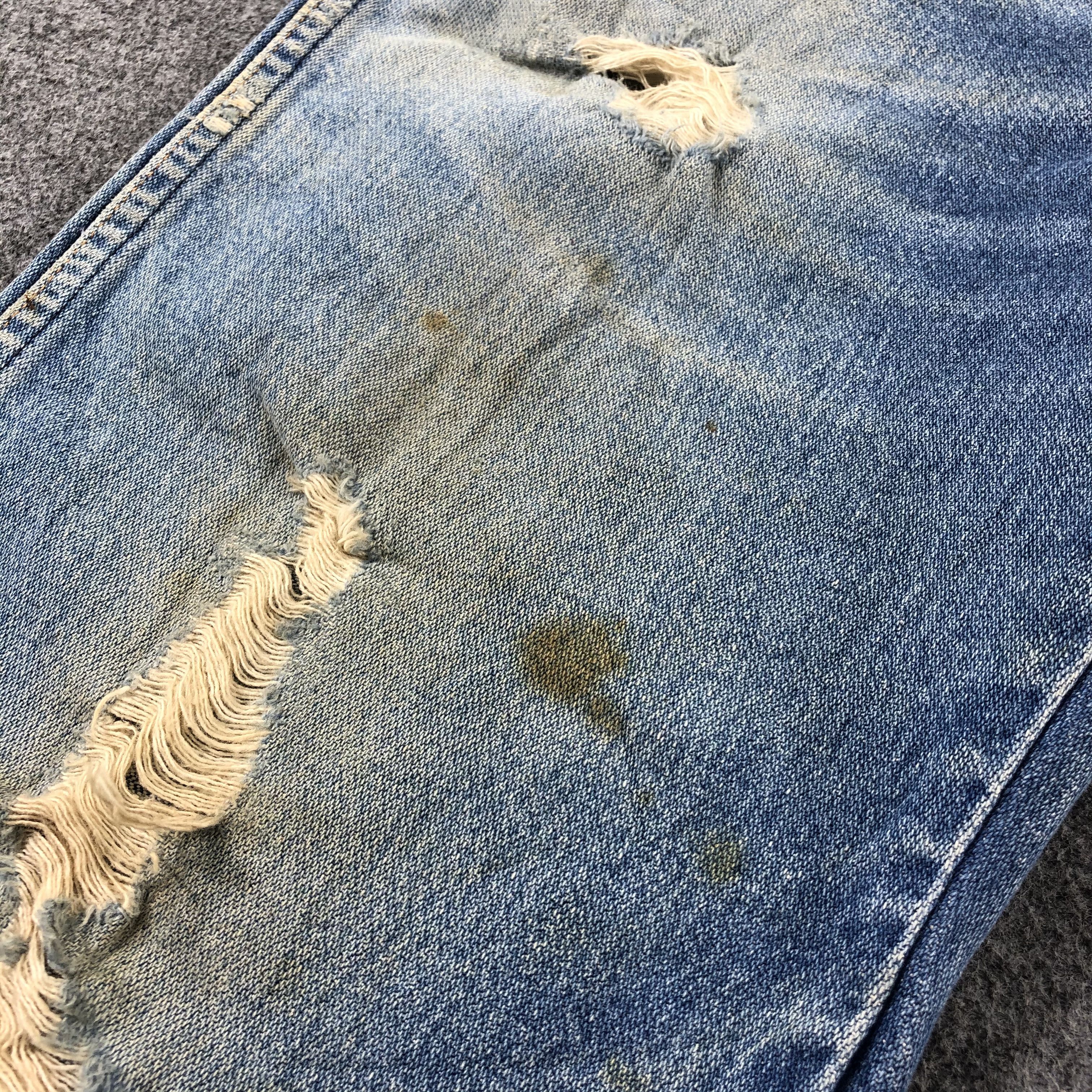Vintage Vintage Blue Wash Wrangler Jeans-J2458 Size US 31 - 8 Thumbnail
