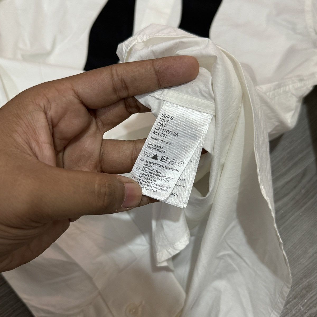 H&M × Maison Margiela Maison Margiela x H&M Bowtie Shirt Size US S / EU 44-46 / 1 - 5 Thumbnail