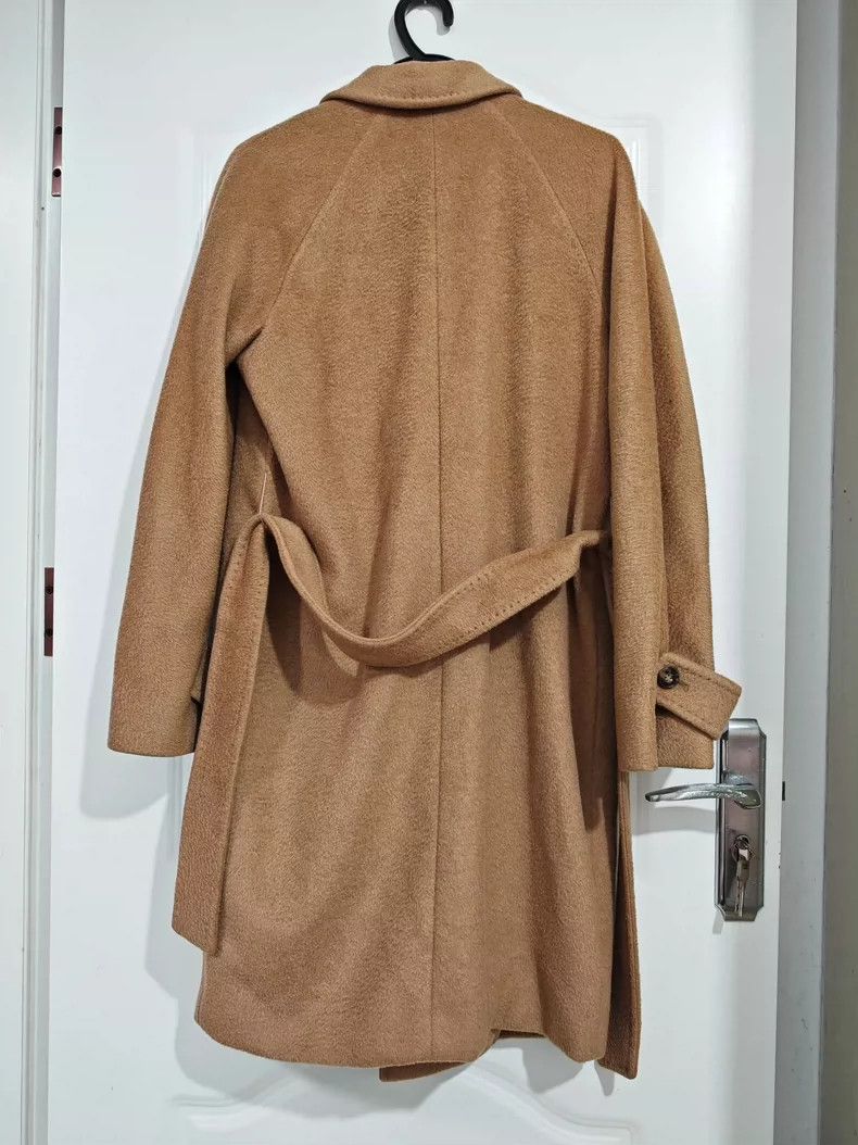 Max Mara Max Mara coat Size M / US 6-8 / IT 42-44 - 2 Thumbnail